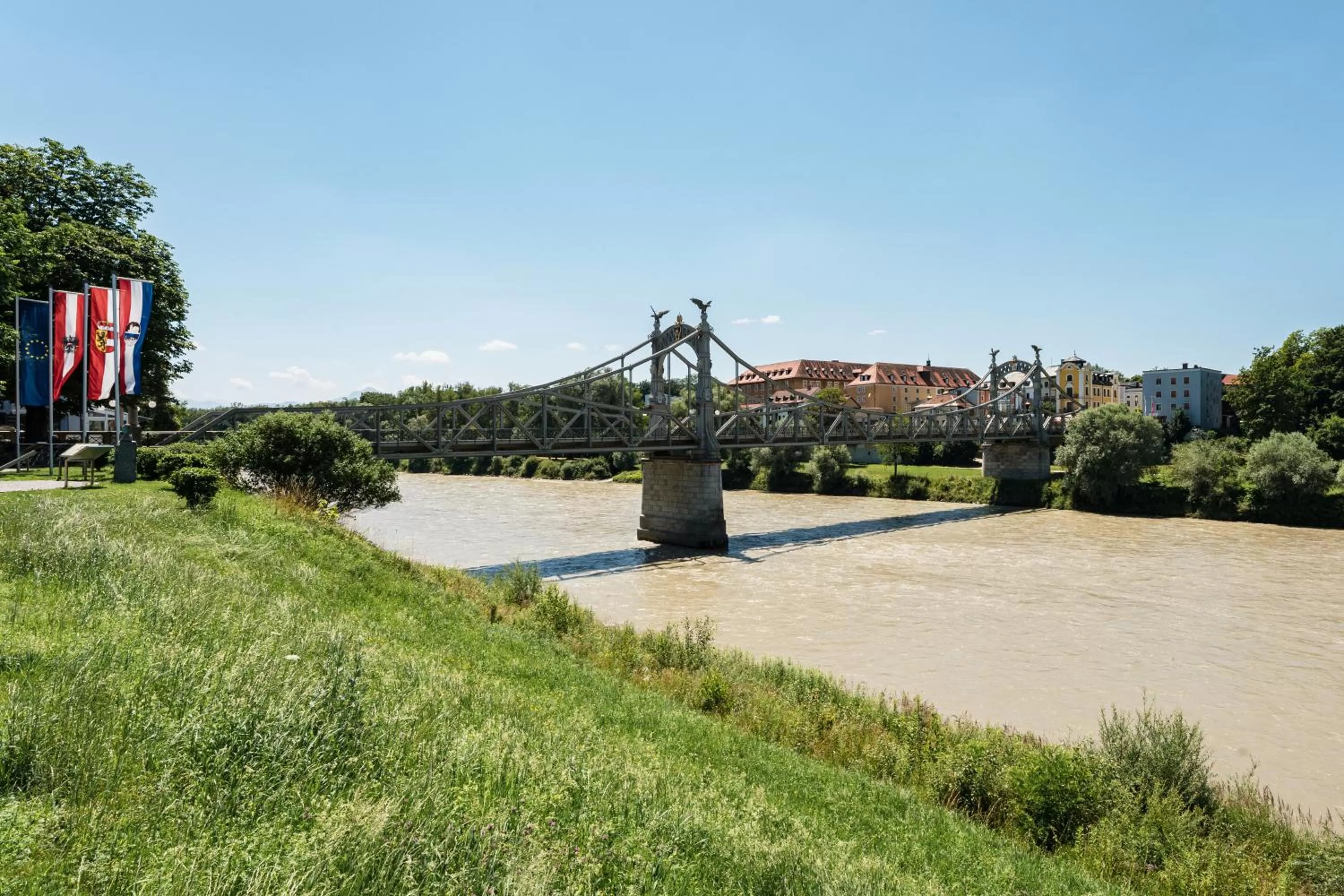 Nearby landmark in zumOXN