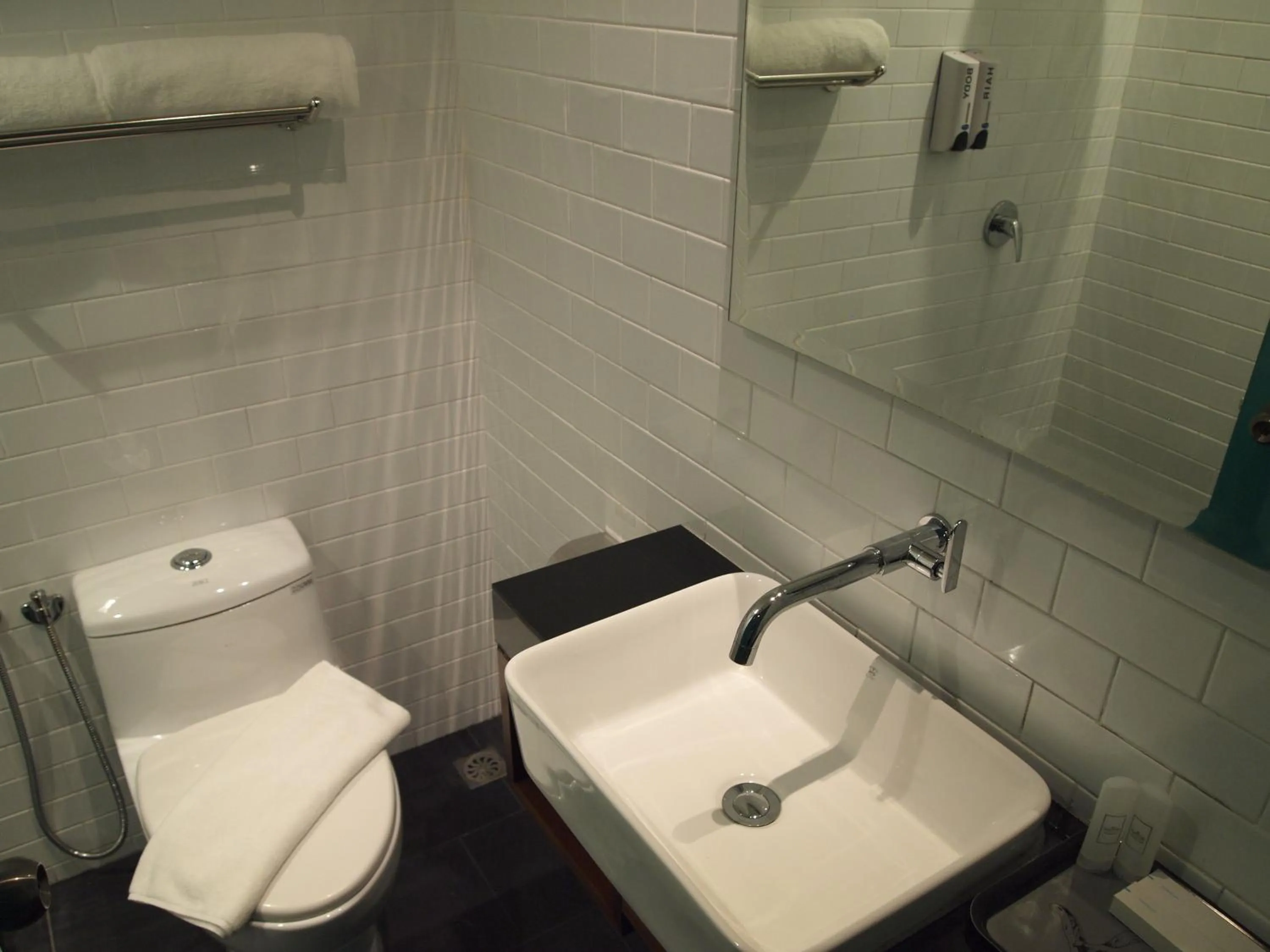 Toilet in Kapitan Kongsi Boutique Hotel