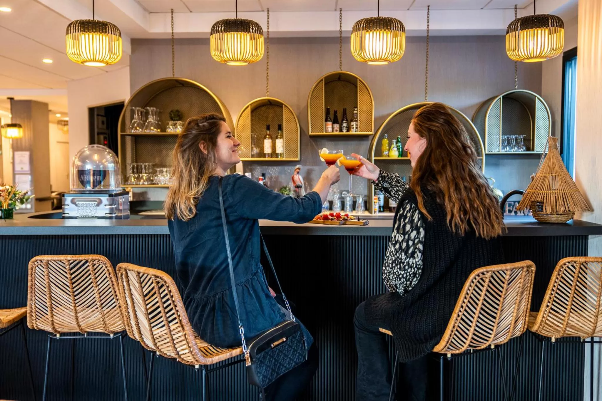 People in ibis Styles Rennes Cesson