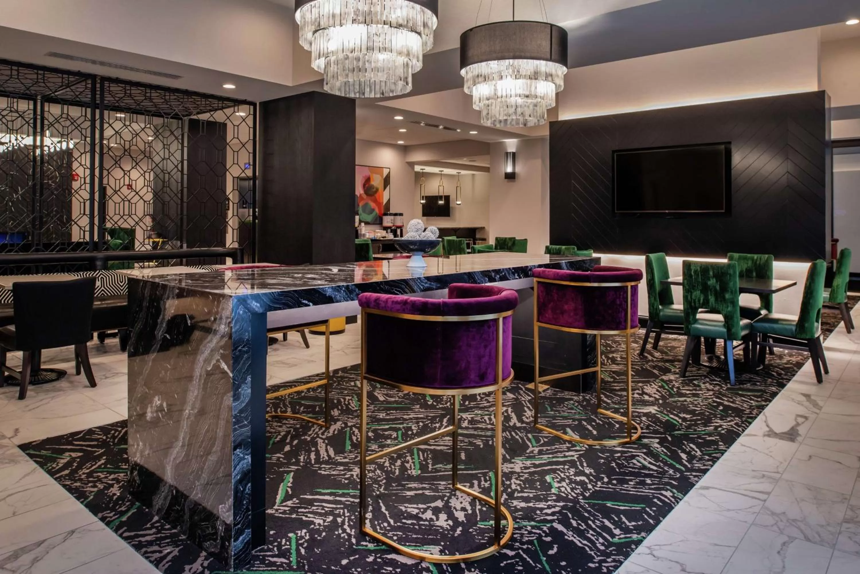 Breakfast in Hampton Inn & Suites Winston-Salem Downtown