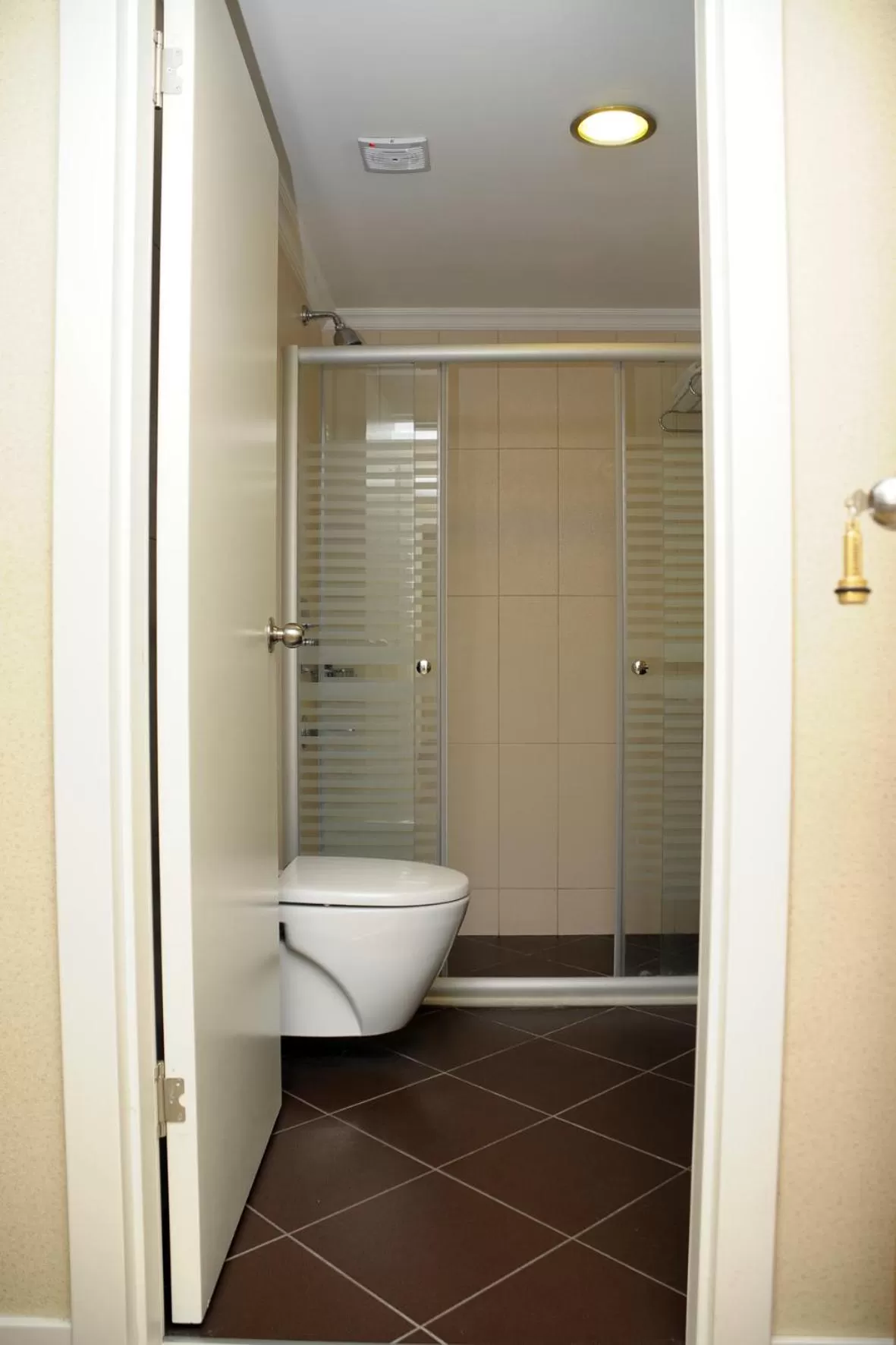 Bathroom in Sahinbey Hotel