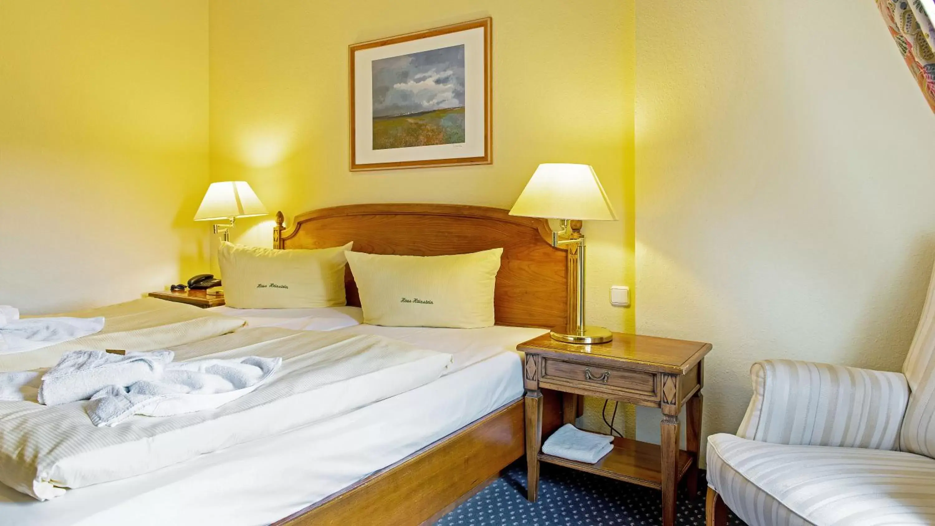 Budget Double Room in Haus Hainstein Budget Double Room in Haus Hainstein