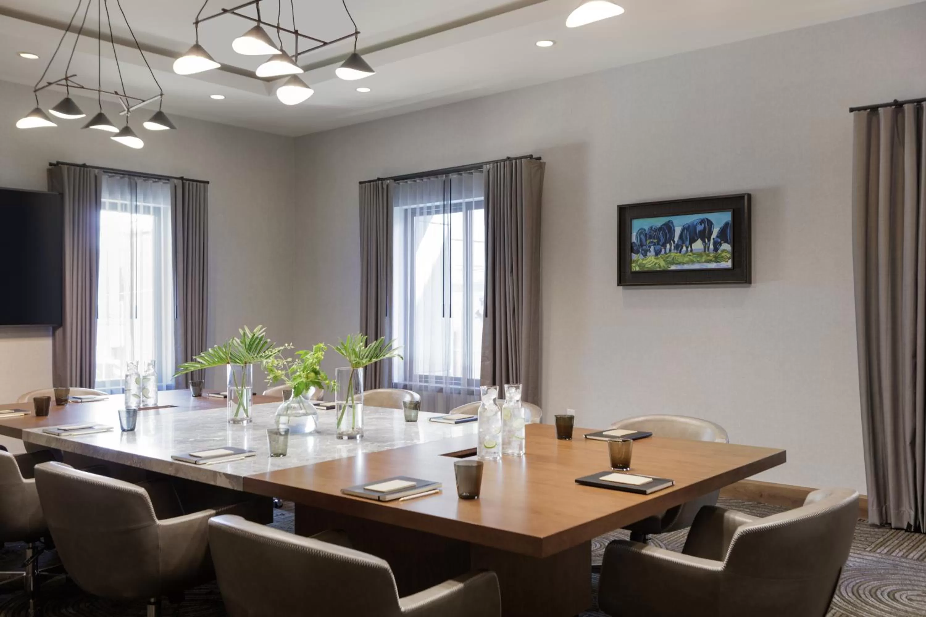 Meeting/conference room in Kimpton - Armory Hotel Bozeman by IHG