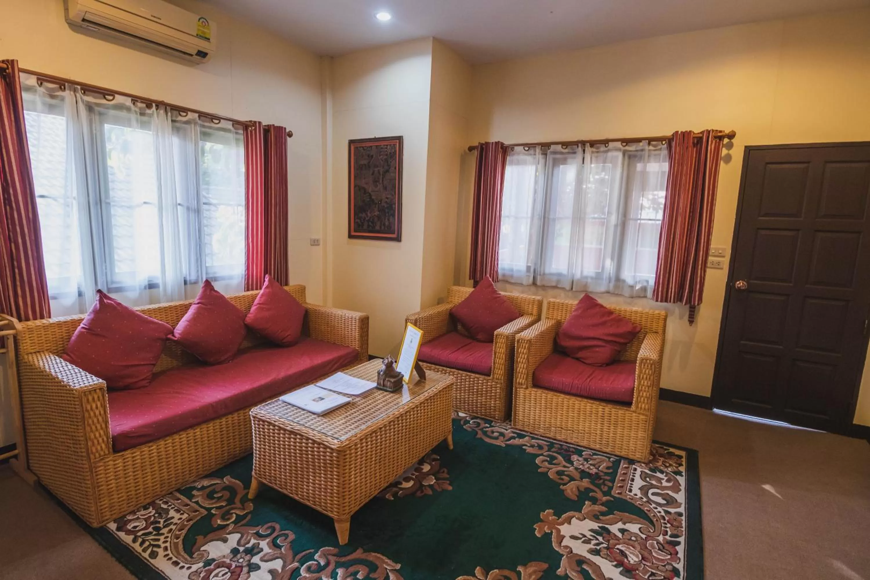 Living room in Joy's House & Tour