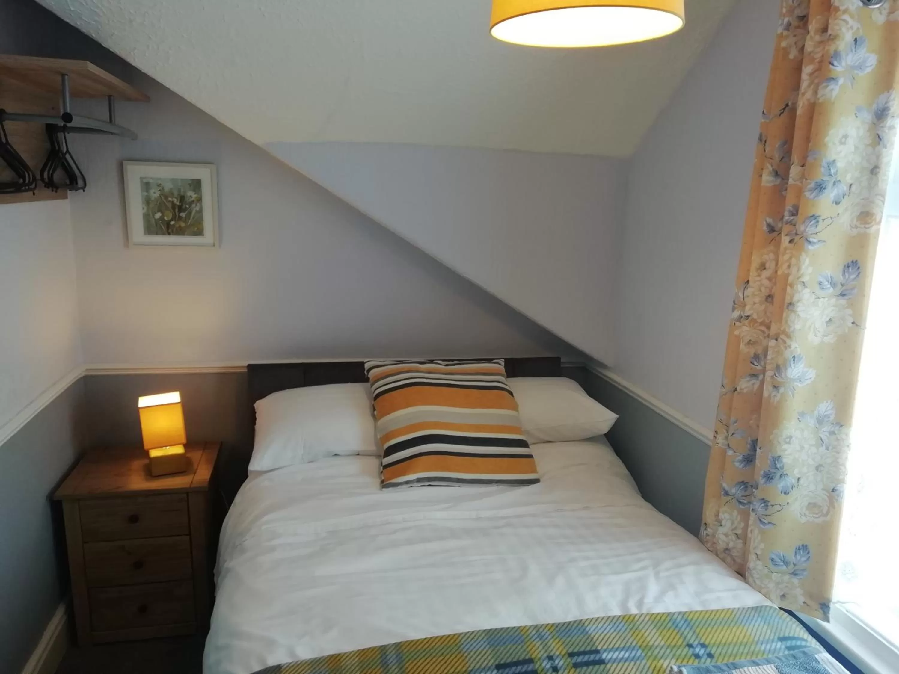 Bed in Shirley Heights Hotel