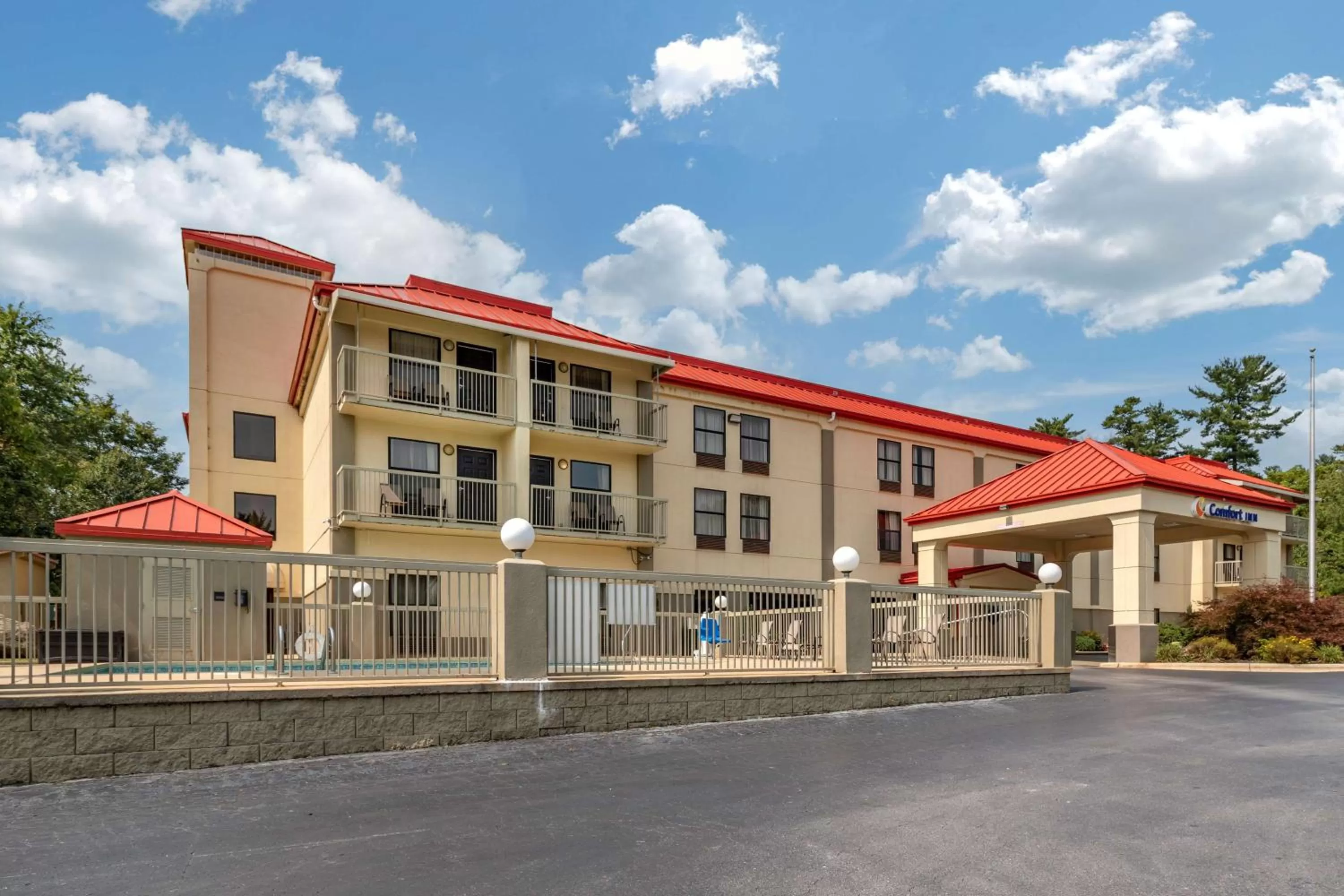 Property building in Comfort Inn Biltmore West