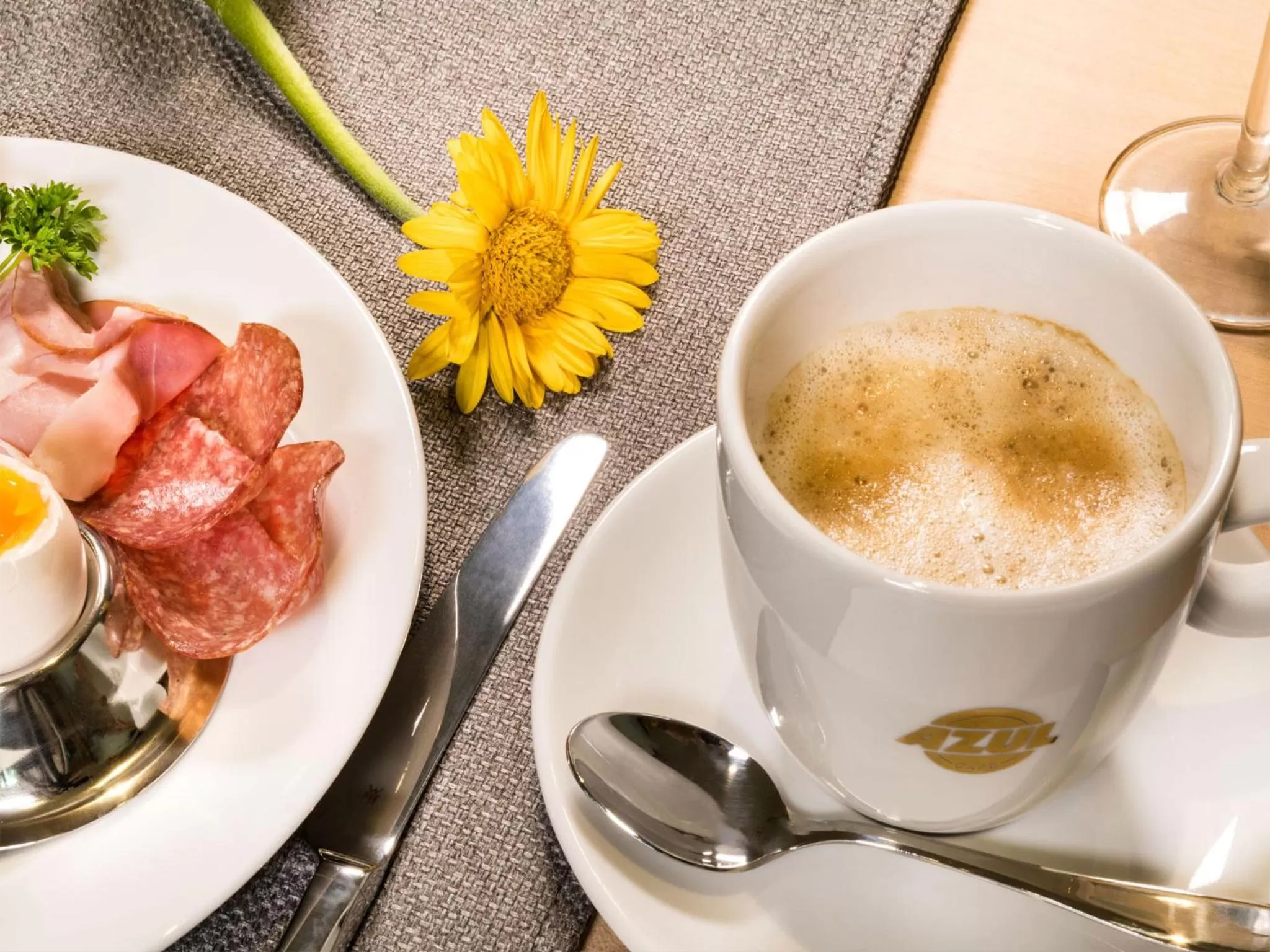 Food in Walhalla Hotel Regensburg Hoeferer 4 Sterne Superior