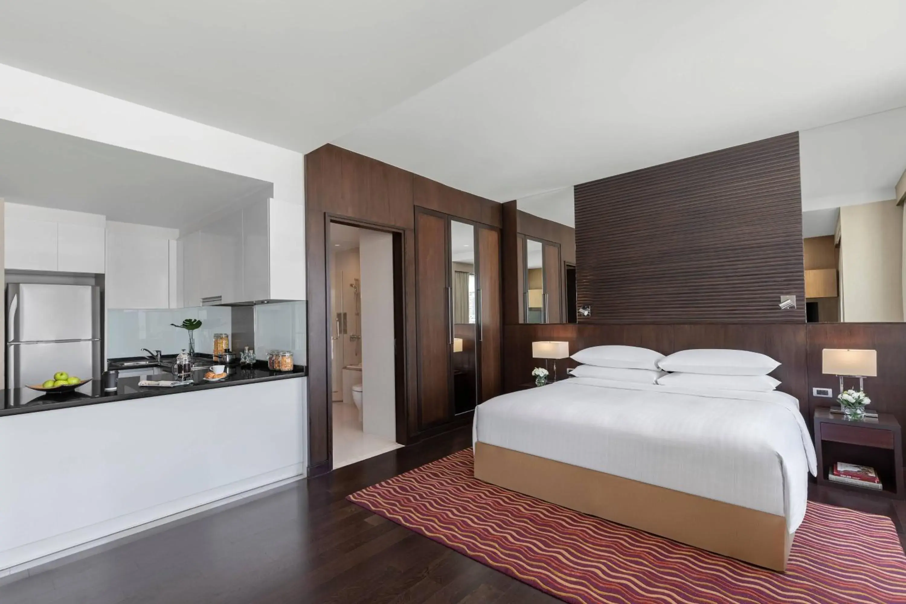 King Studio with City View, with Bathtub in Marriott Executive Apartments Sukhumvit Park, Bangkok King Studio with City View, with Bathtub in Marriott Executive Apartments Sukhumvit Park, Bangkok