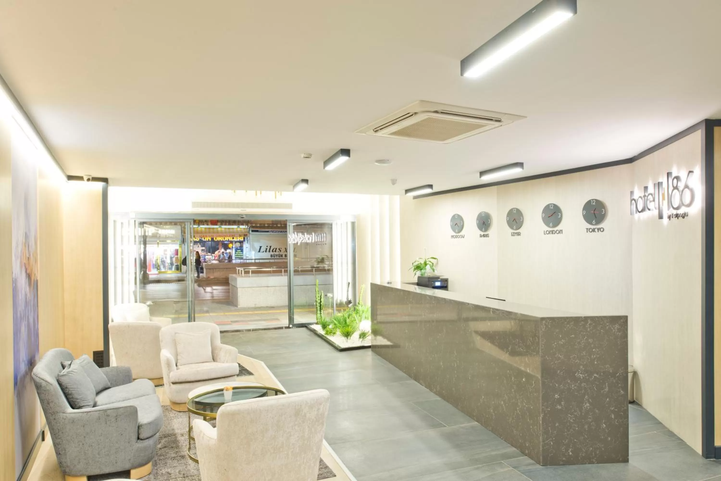 Facade/entrance in Hotel 86 By Katipoğlu