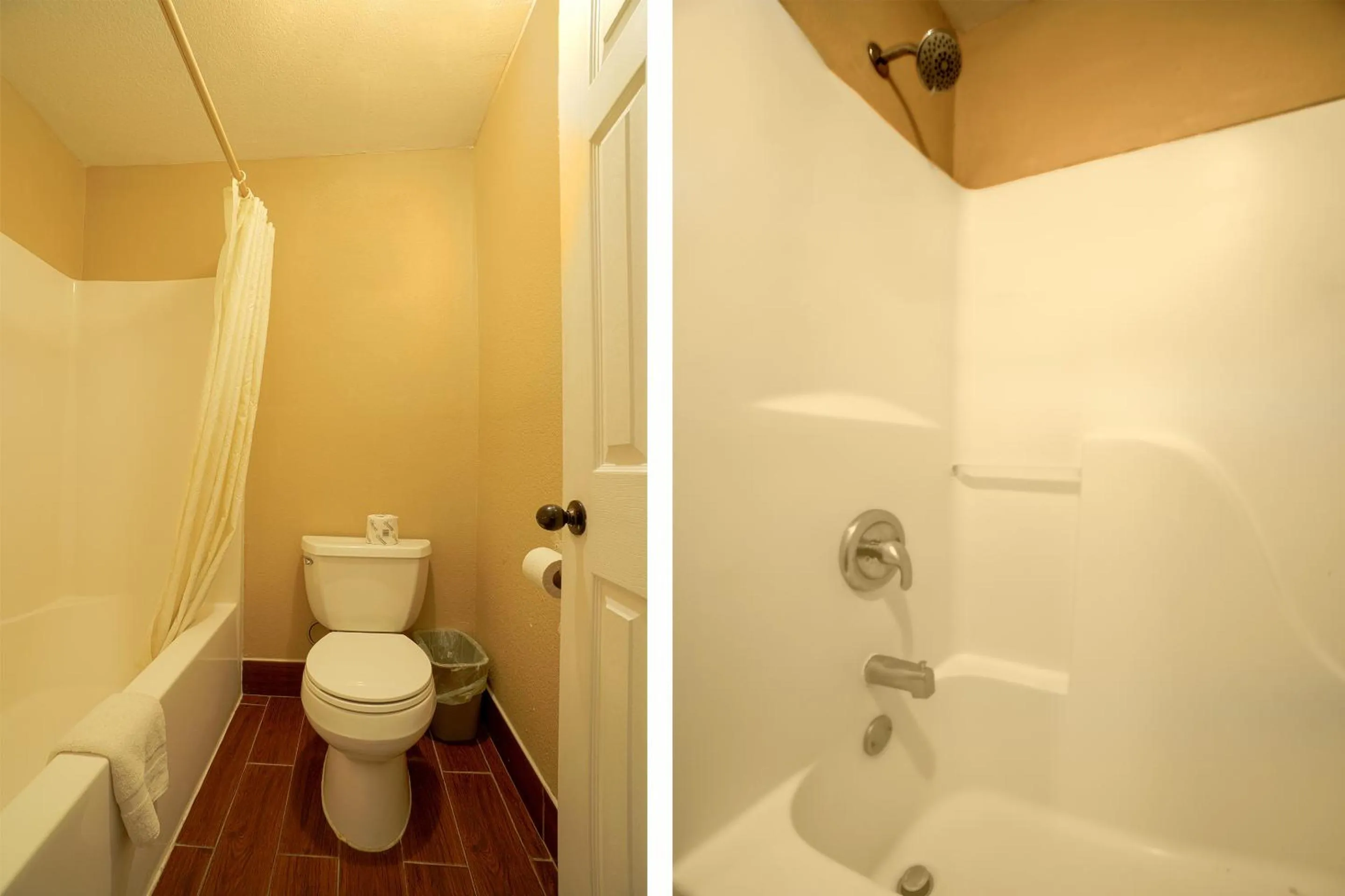 Bathroom in Days Inn by Wyndham Aransas Pass