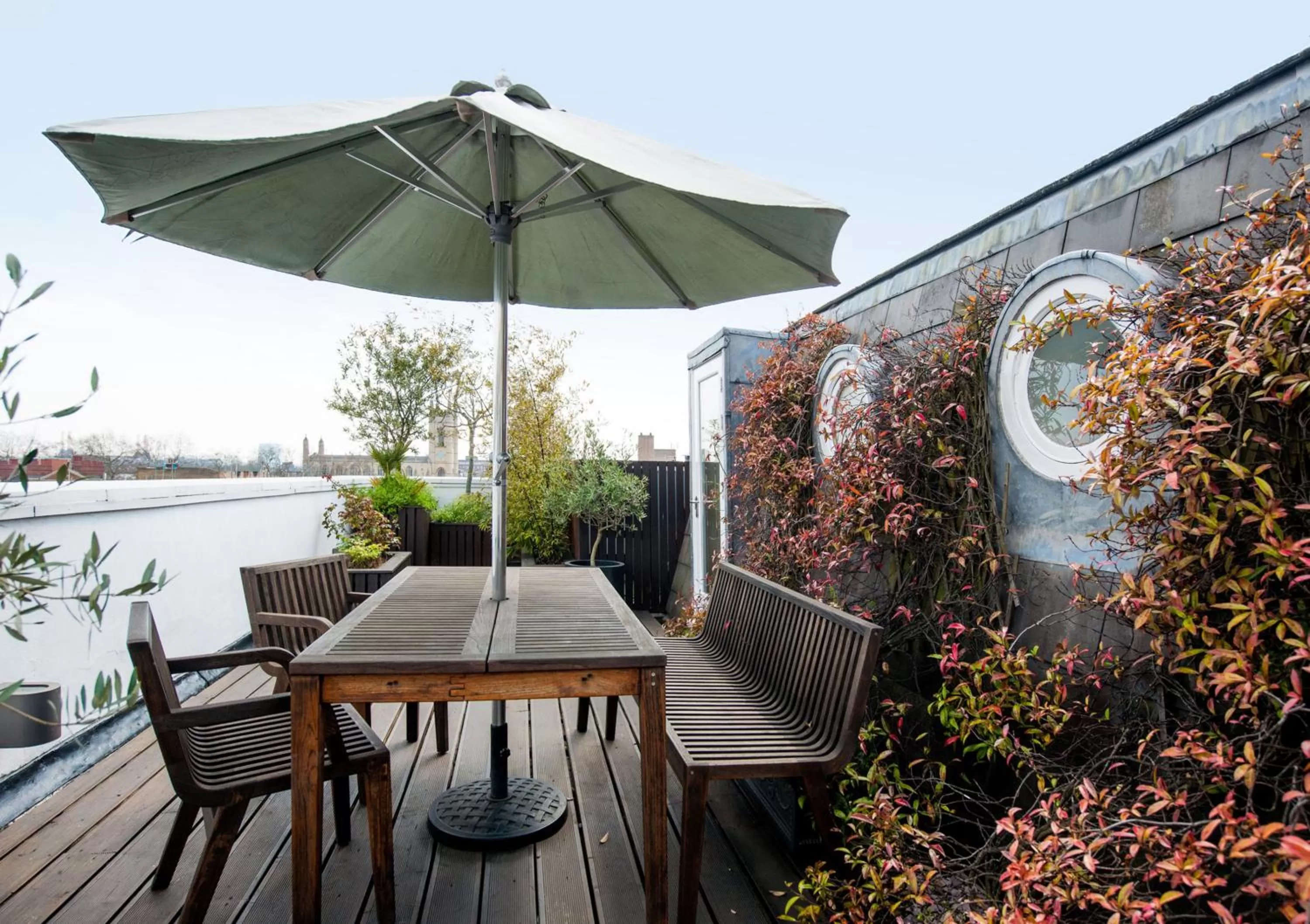 Patio in Sydney House Chelsea