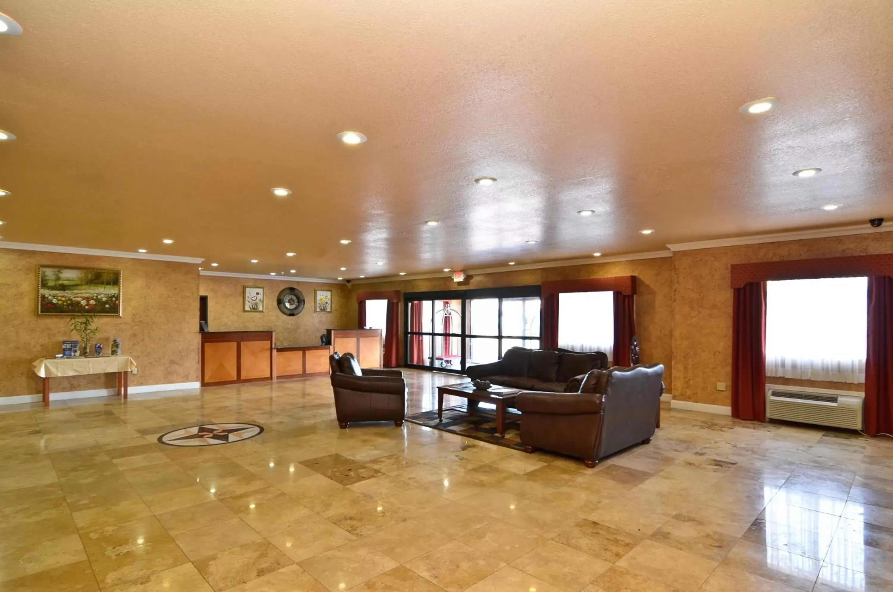 HiWay Inn Express of Broken Bow HiWay Inn Express of Broken Bow