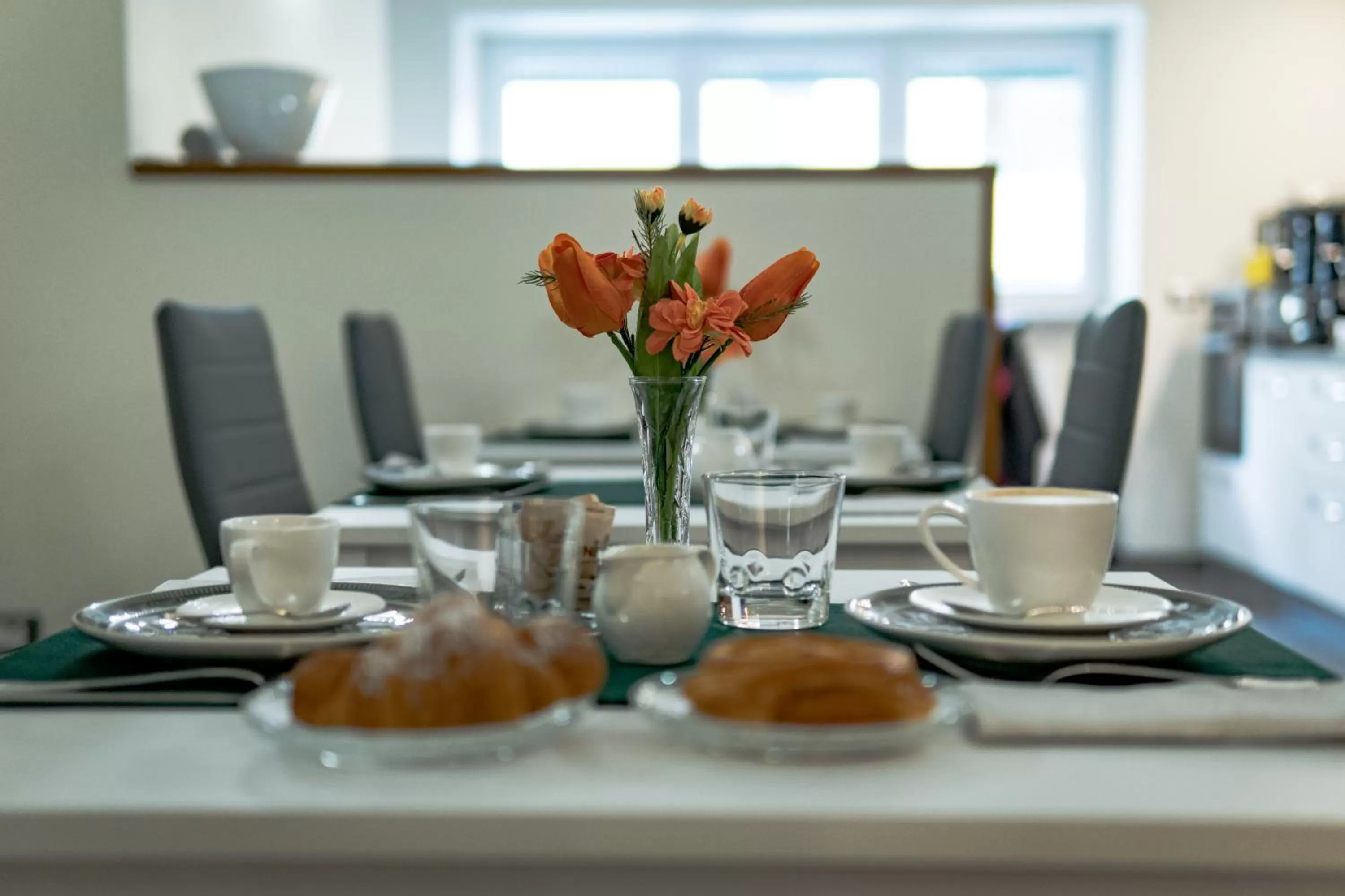 Breakfast, Restaurant/Places to Eat in Maison Gentile