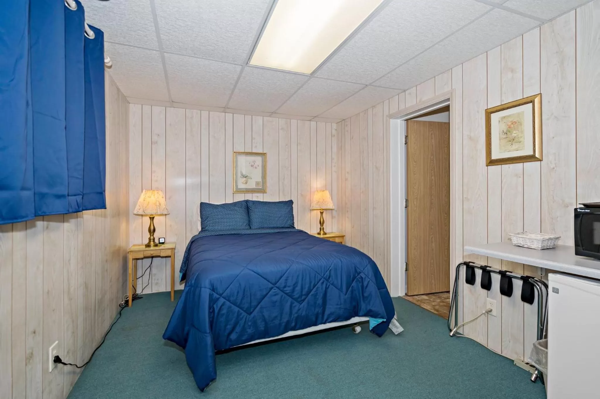 Bed in Talkeetna Inn