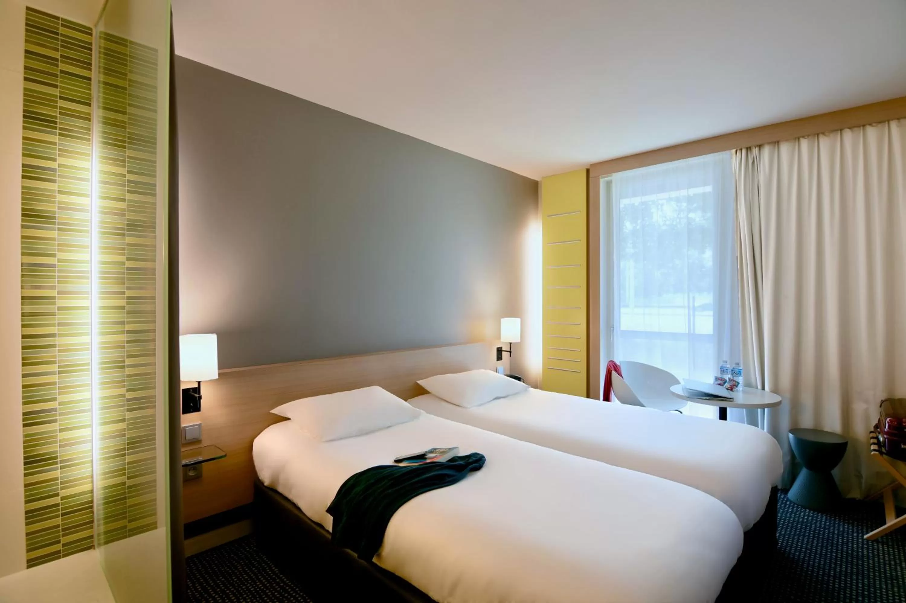 Photo of the whole room, Bed in ibis Styles Nantes Reze Aéroport