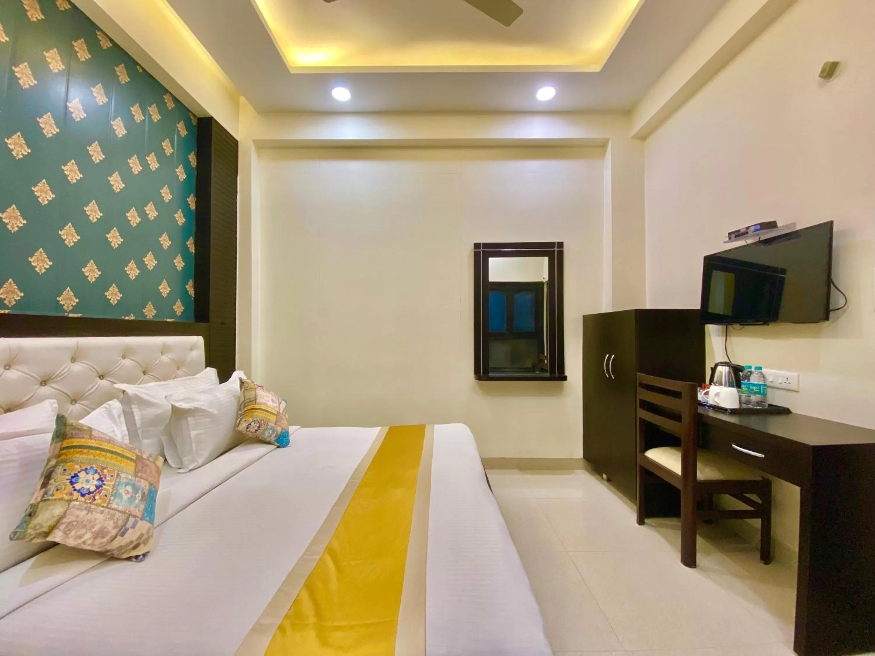 Bed in Green View by Green Tree Hotels