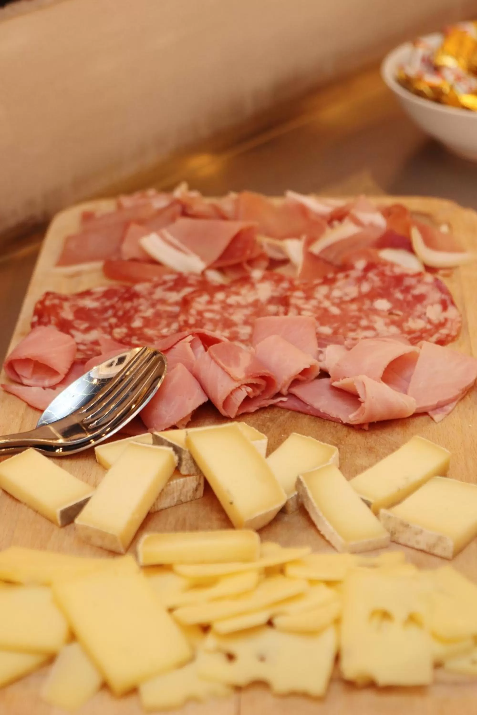 Breakfast in Hôtel & Restaurant Le Patio VICHY