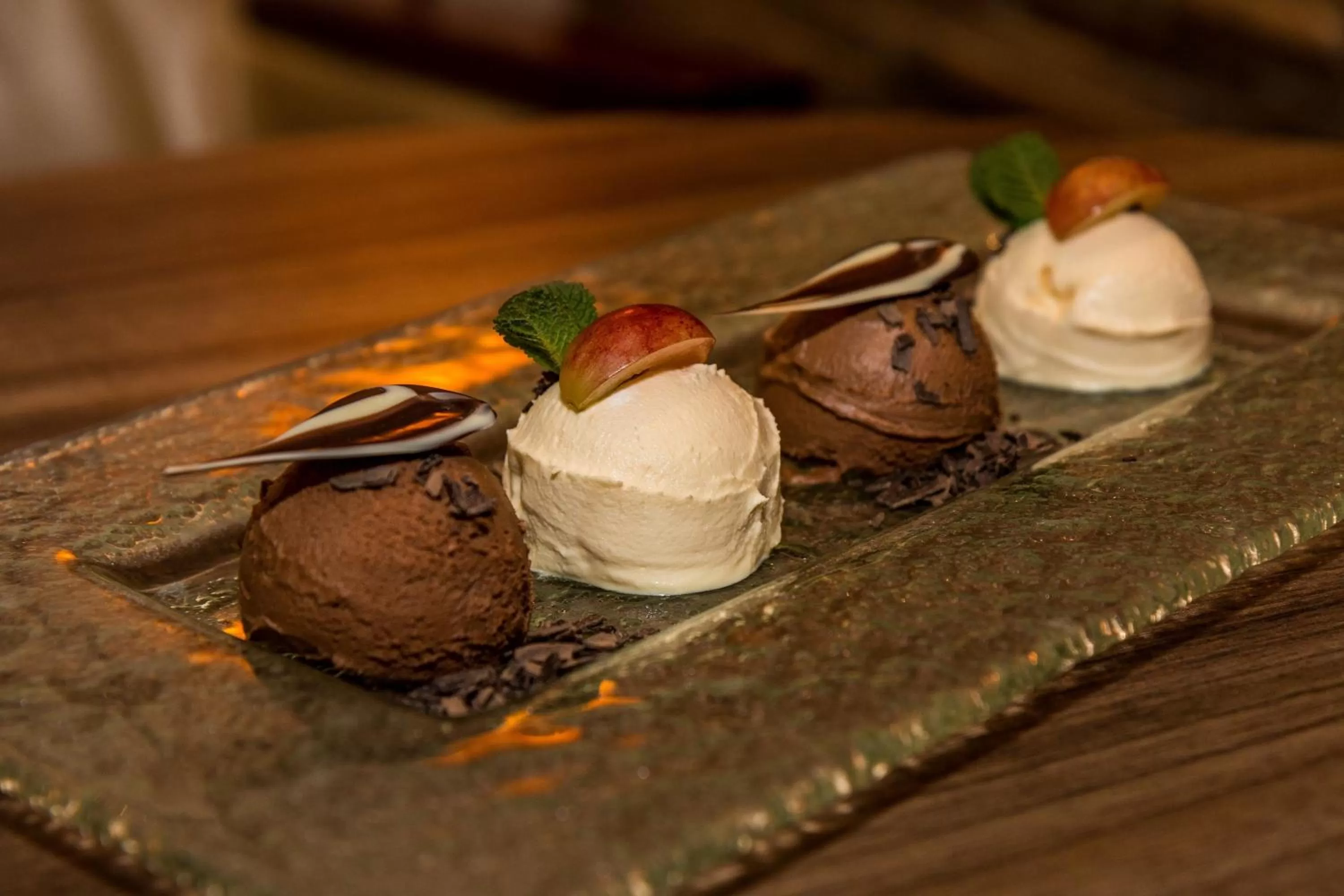 Restaurant/places to eat in Holiday Inn Budapest-Budaörs by IHG