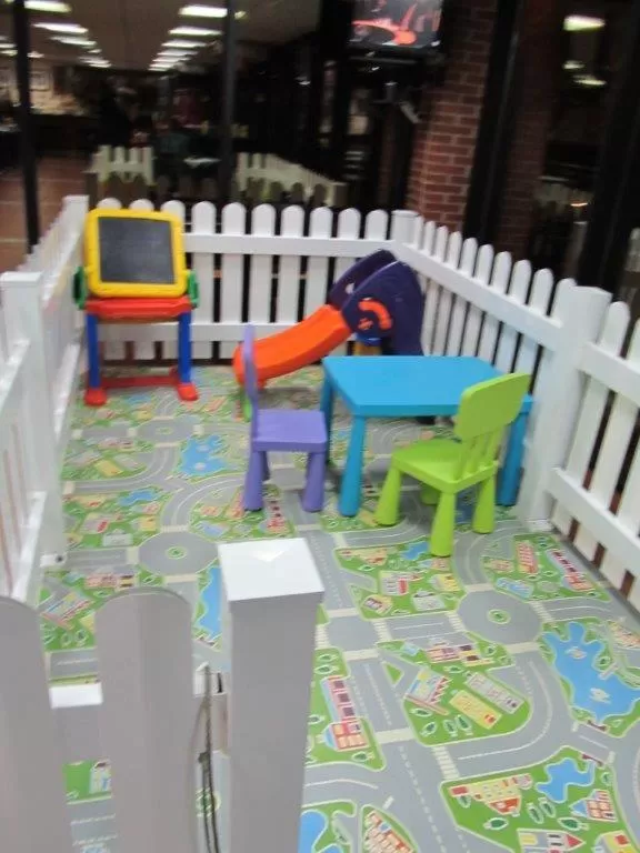 Restaurant/places to eat in Puerta de Santillana