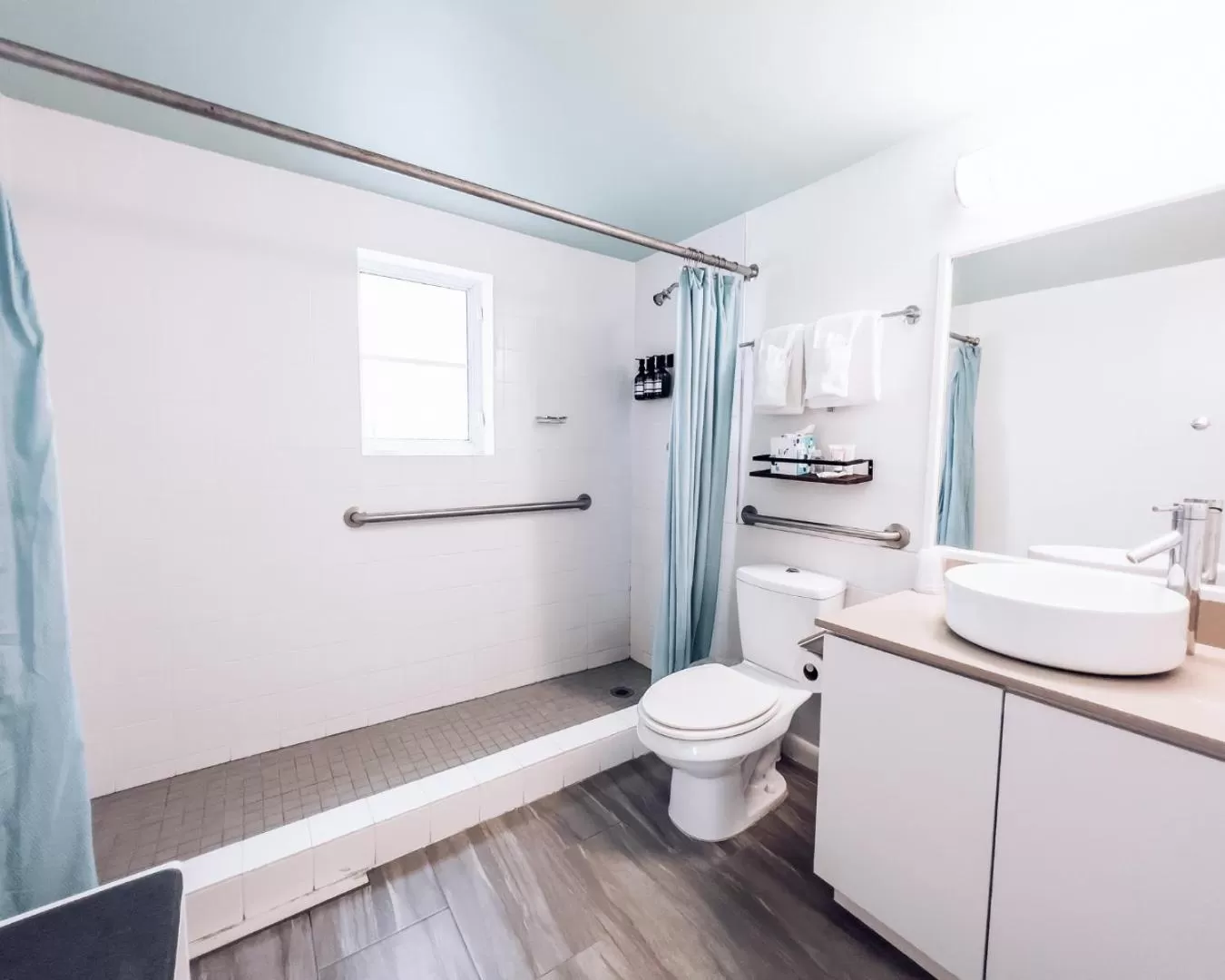 Bathroom in Aqua Hotel