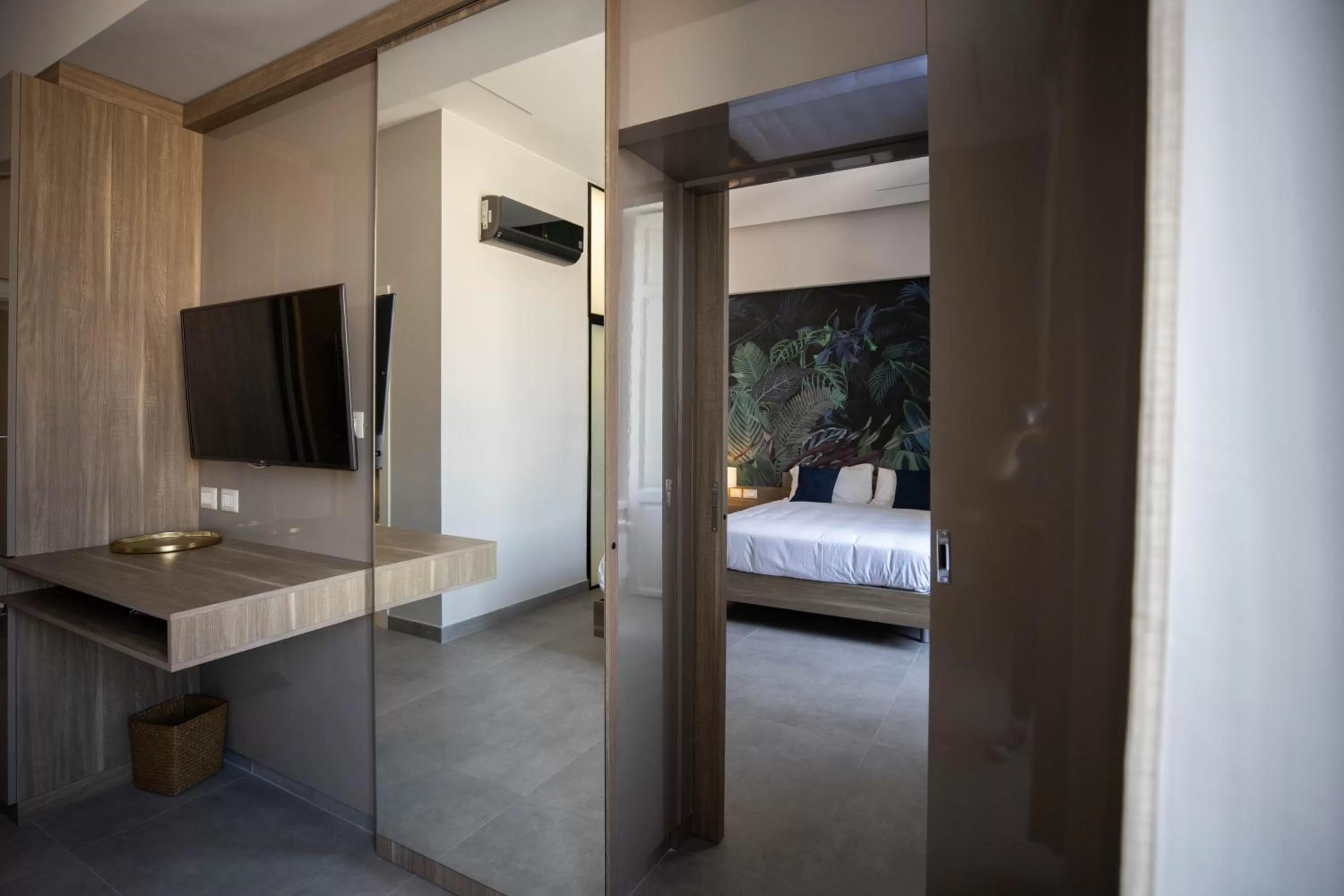 Bed in L'élégant BOUTIQUE ROOMS NAPLES