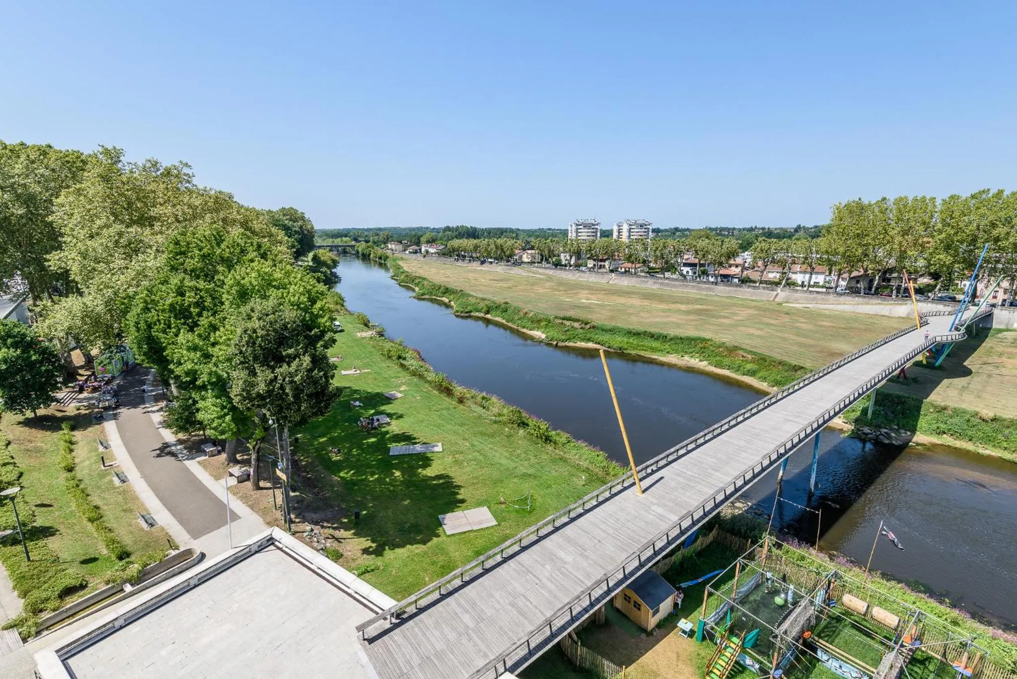 River view in Miradour