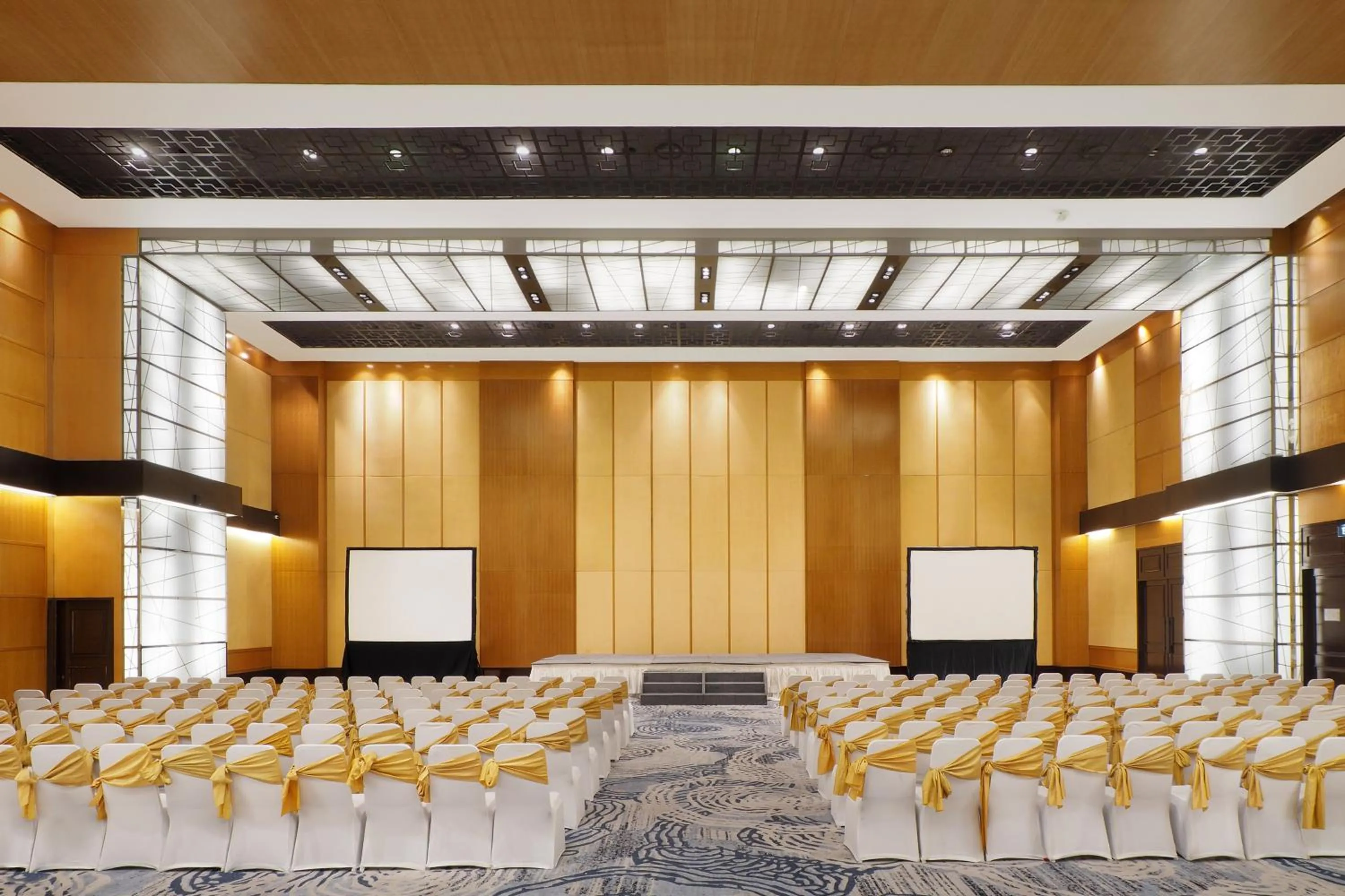 Banquet/Function facilities in Aryaduta Medan