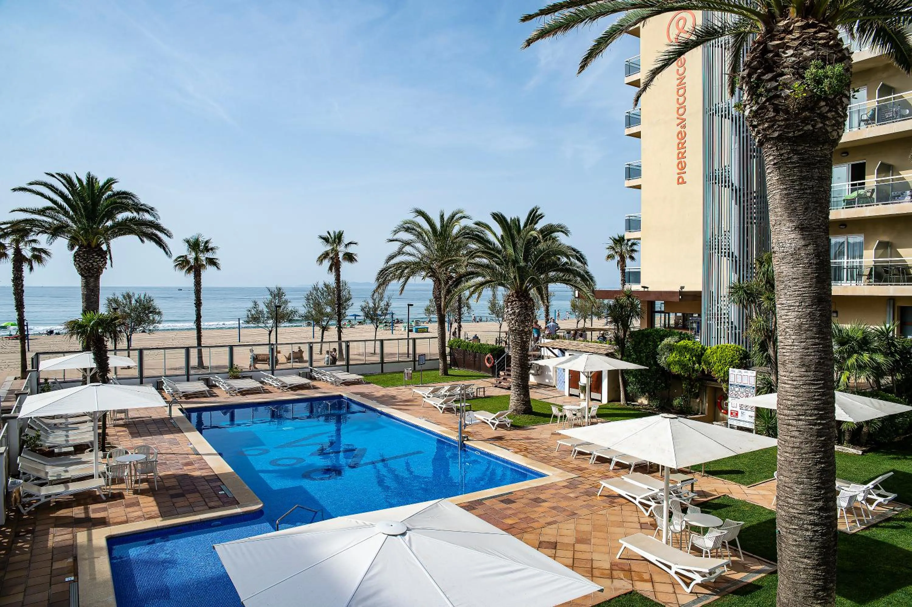 On site in Hotel Monterrey Roses by Pierre & Vacances