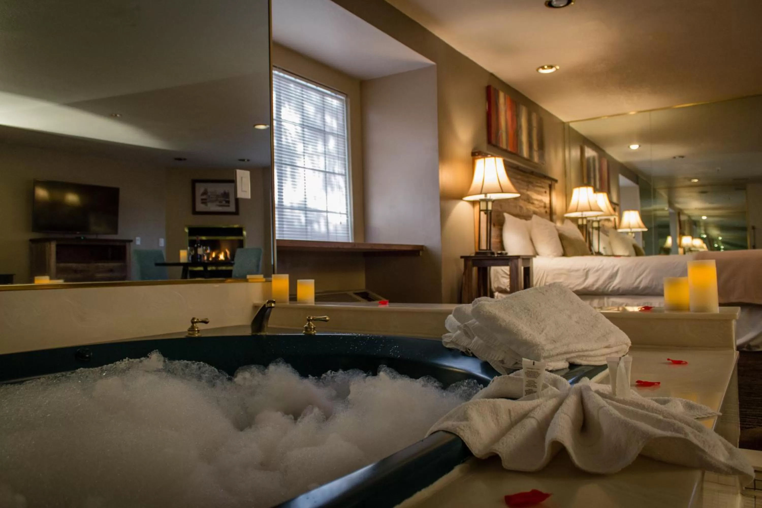 Other, Bed in Postmarc Hotel and Spa Suites