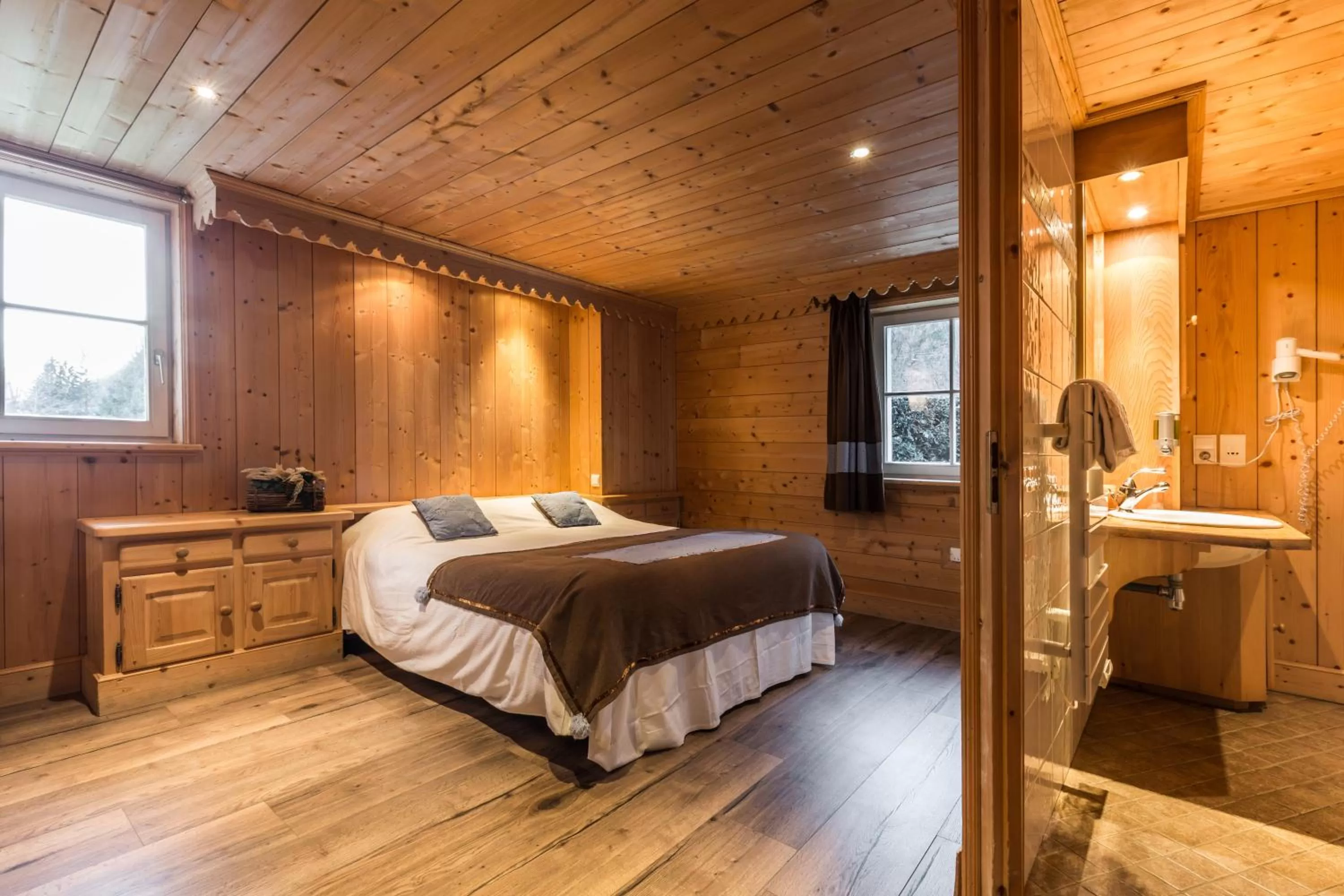 Bed in Hôtel Le Labrador