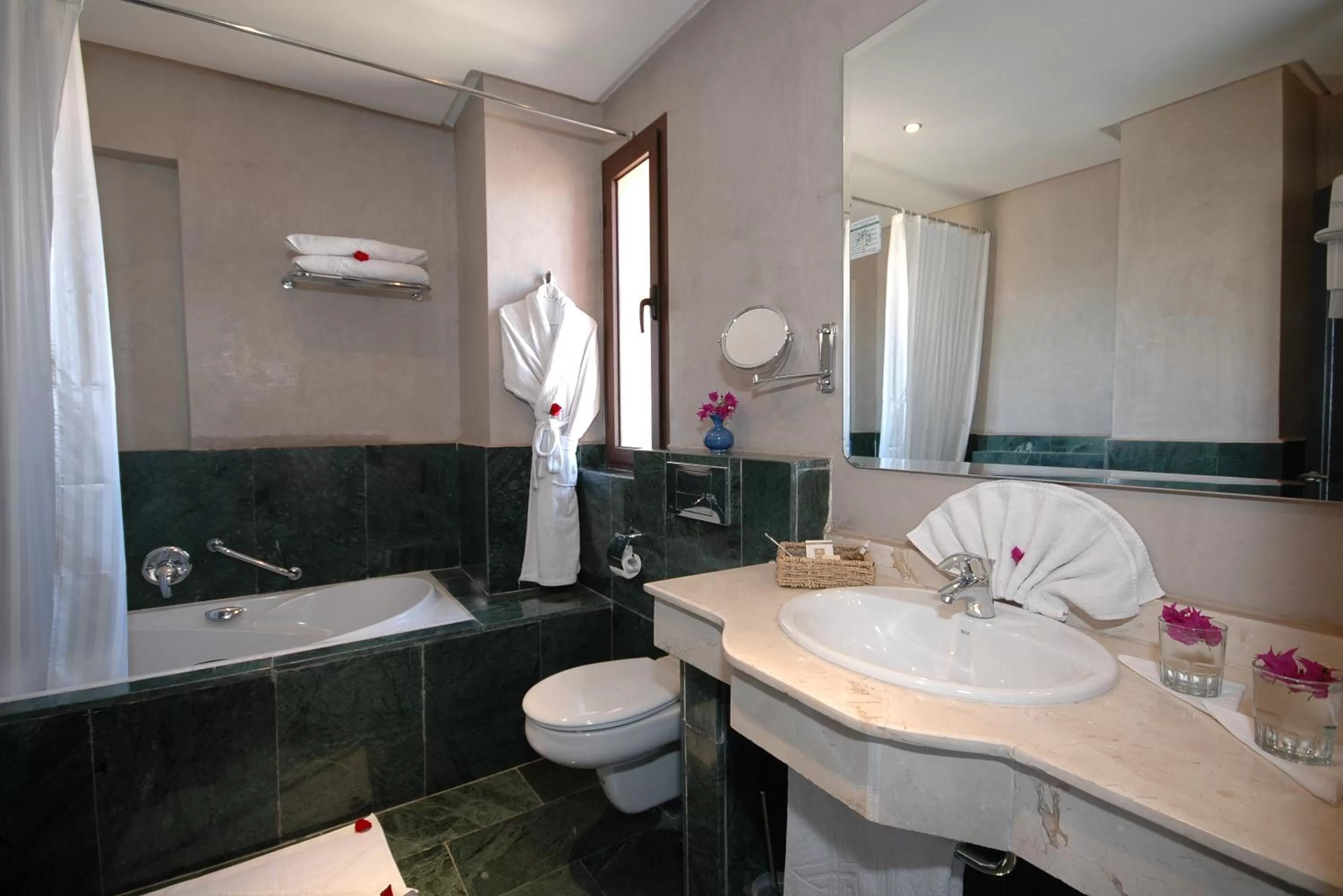 Bathroom in Zalagh Kasbah Hotel & Spa