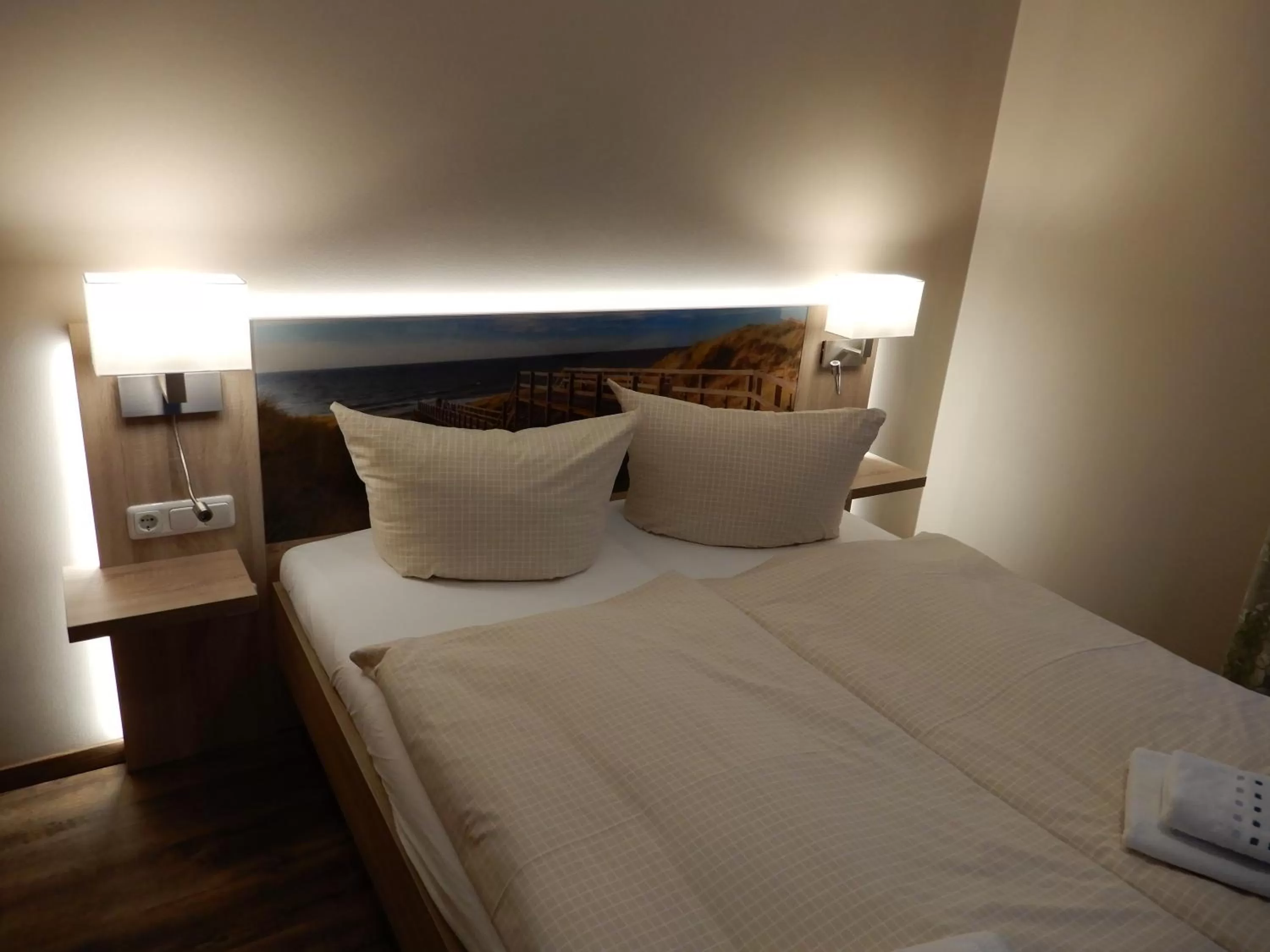 Decorative detail, Bed in Hotel Pension Am Hafen