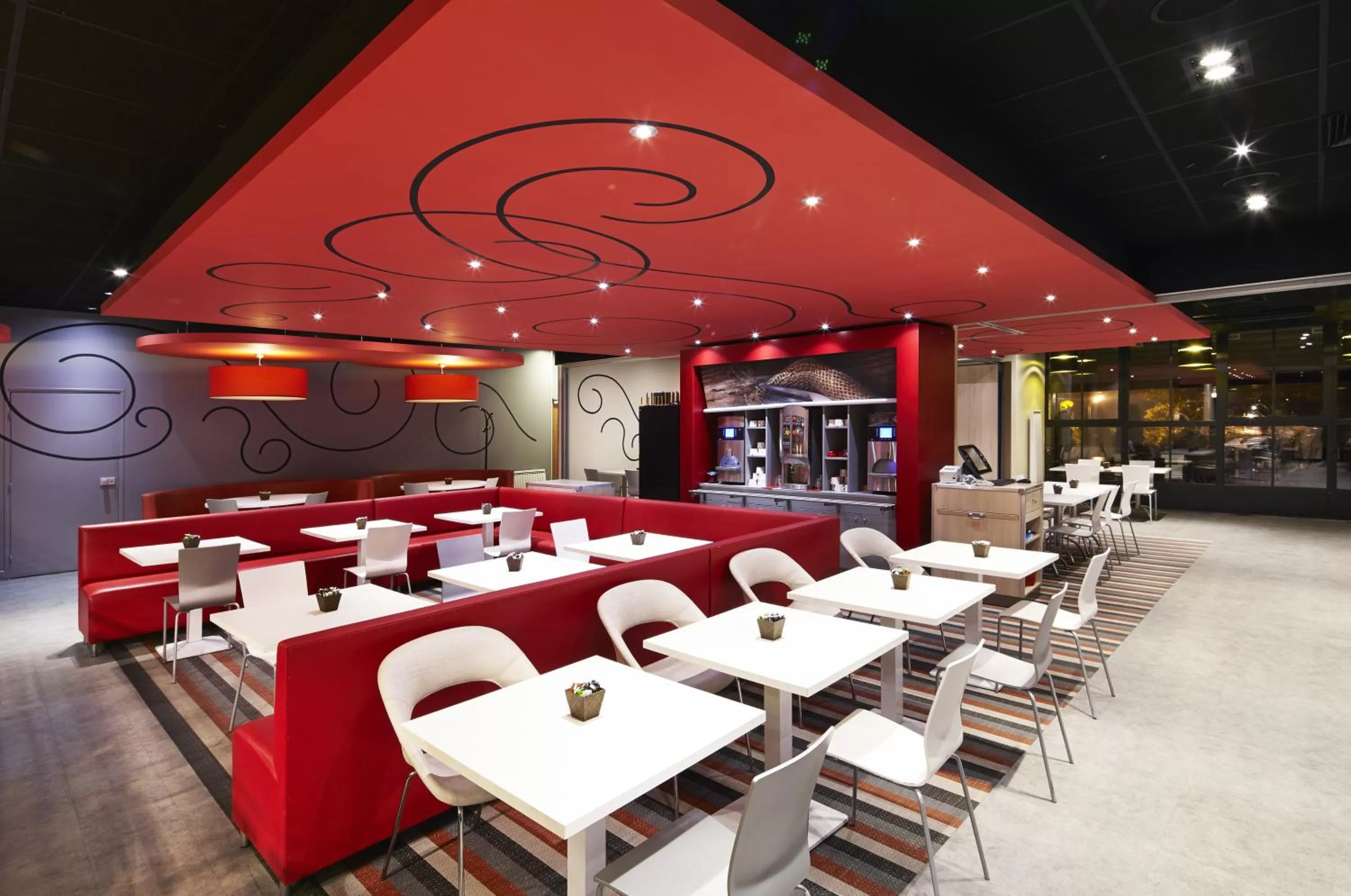 Restaurant/places to eat in ibis Marne La Vallee Champs-sur-Marne