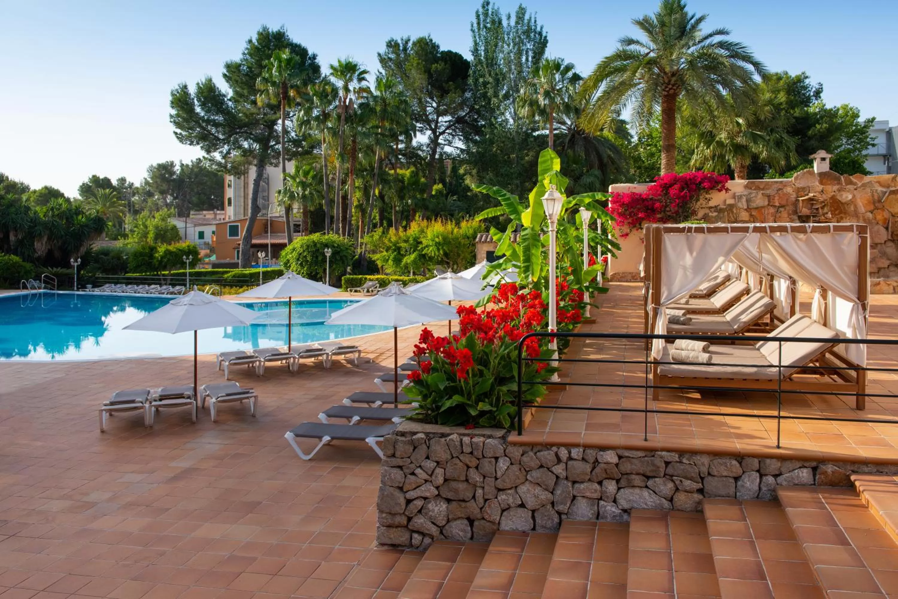 Pool view, Swimming Pool in Valentin Park Club
