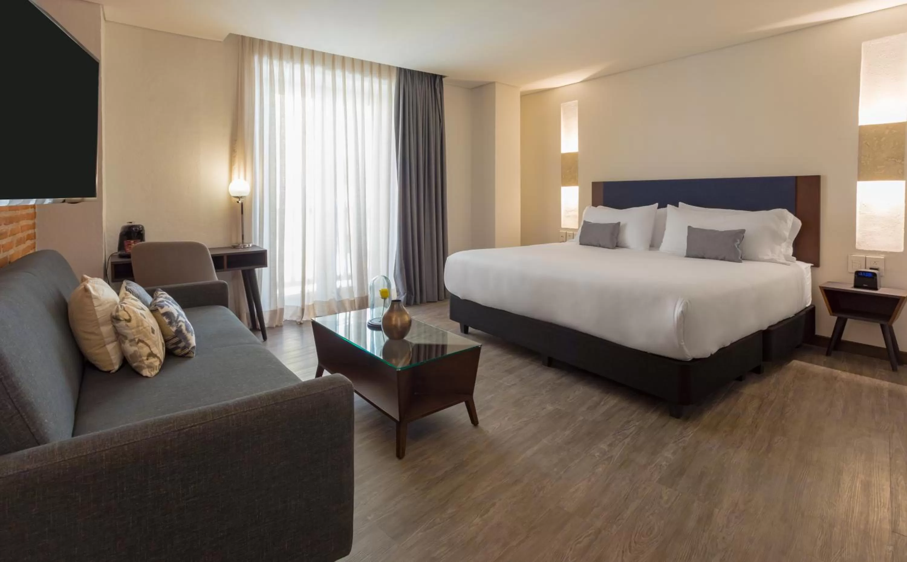 Photo of the whole room, Bed in Hotel Santa Catalina By OxoHotel