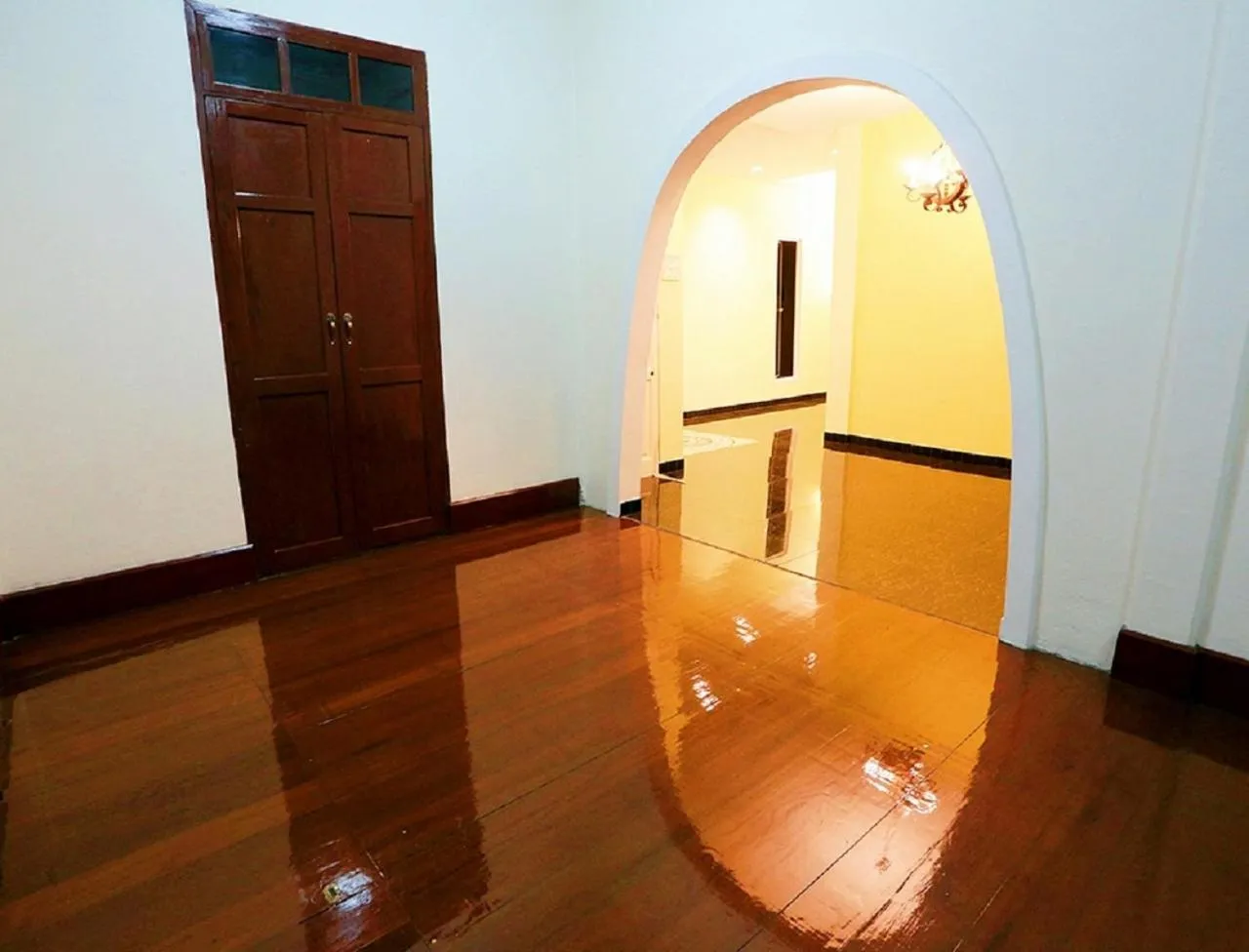 The Myth - Sud Sathorn