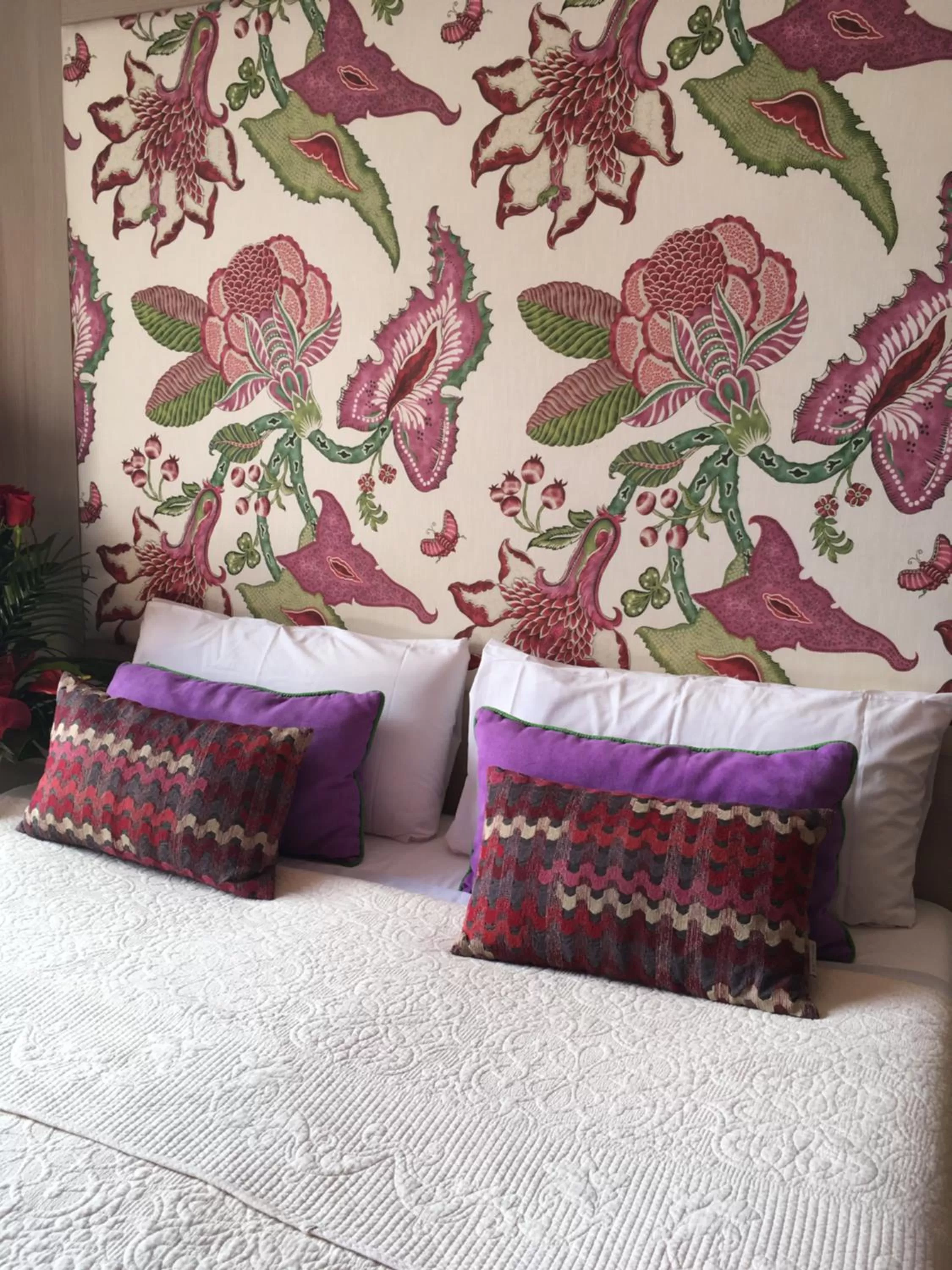 Bed in Hotel Ginebra