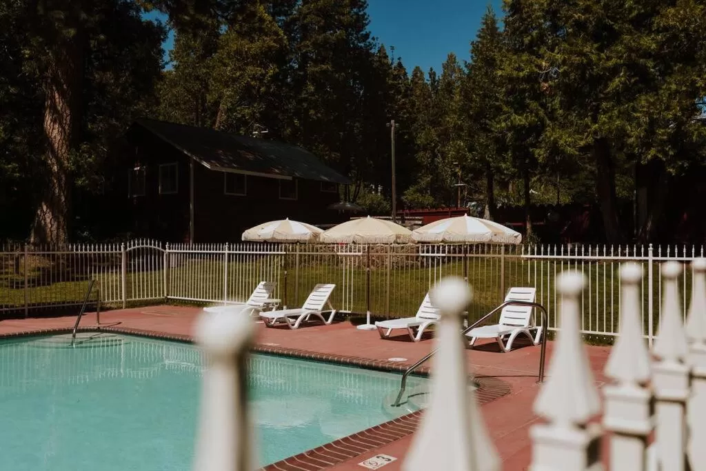 Swimming pool in The Long Barn Lodge