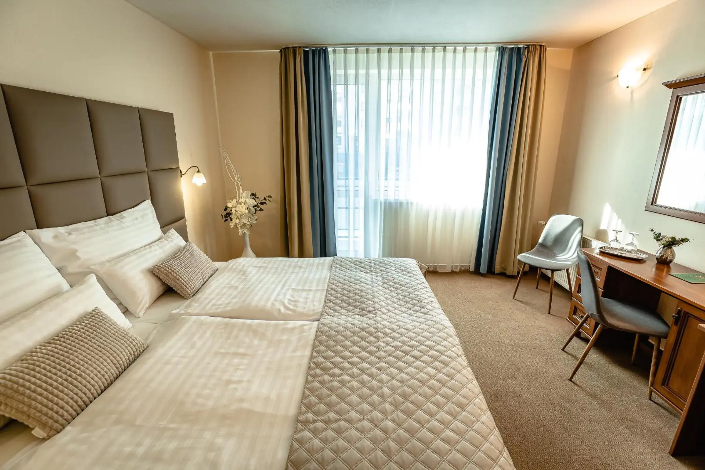 Comfort Twin Room in Hotel Dixon Comfort Twin Room in Hotel Dixon