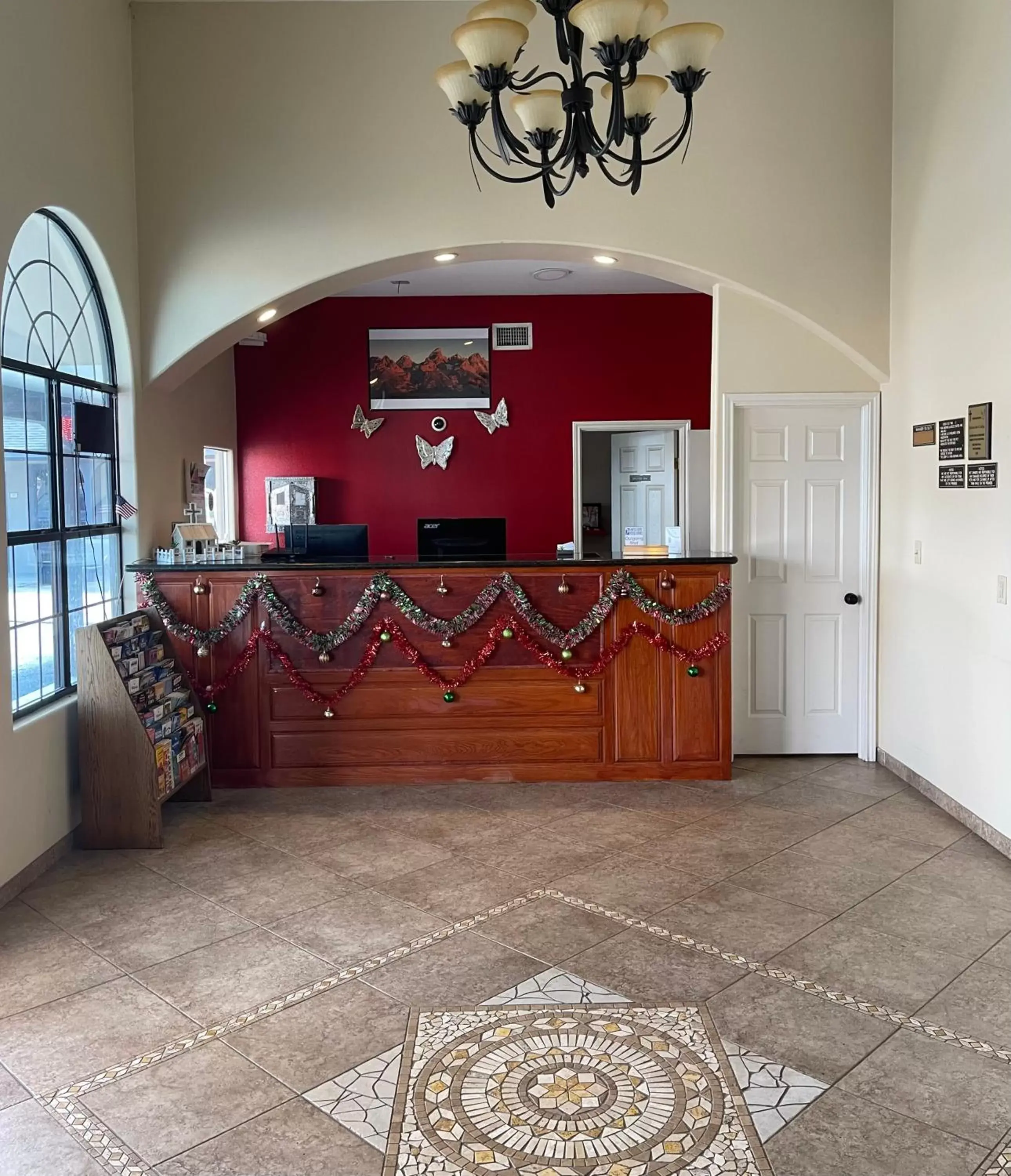 Lobby/Reception in Riviera Inn and Suites Lobby/Reception in Riviera Inn and Suites