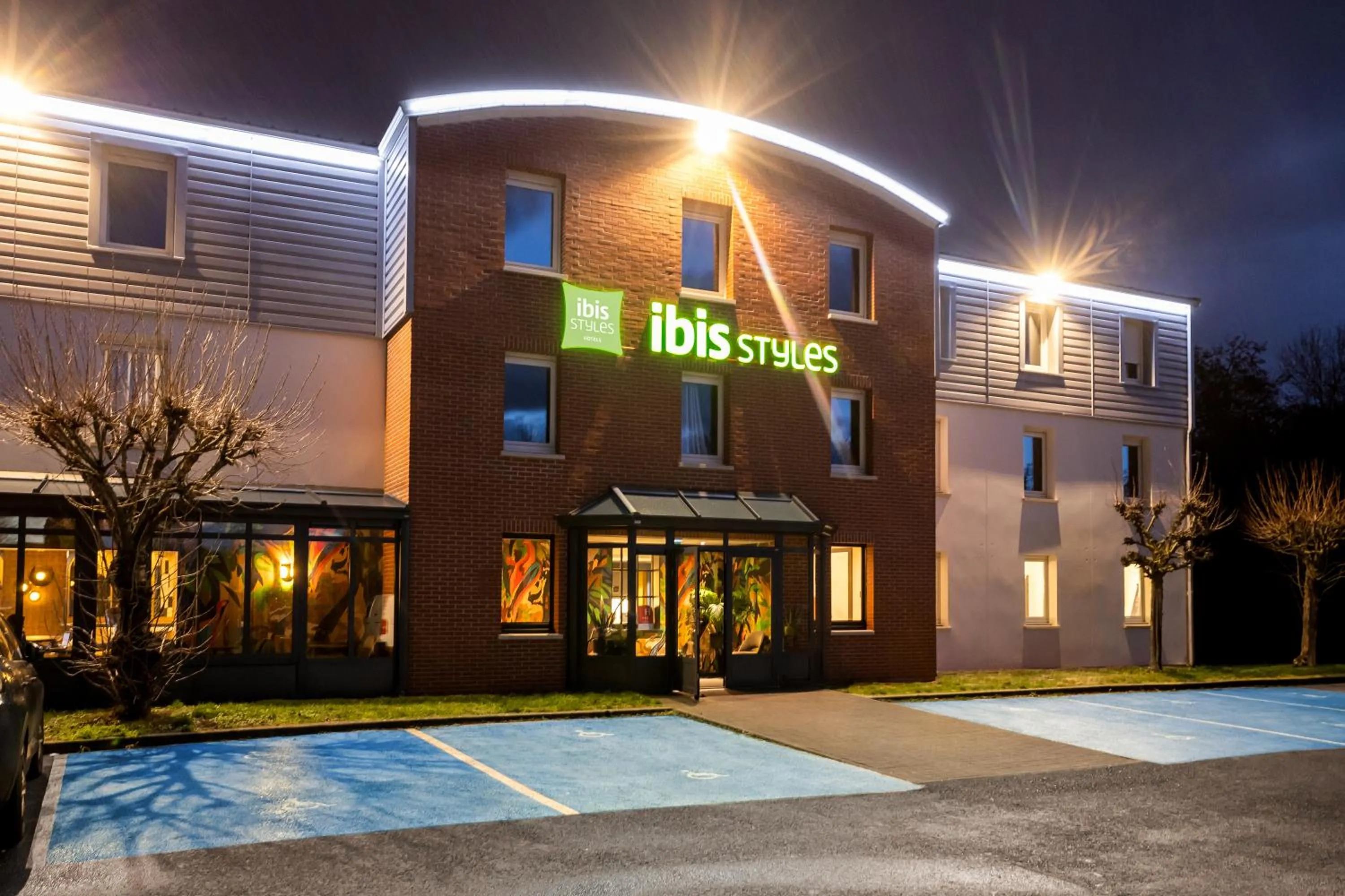 Property building in ibis Styles Saint-Quentin
