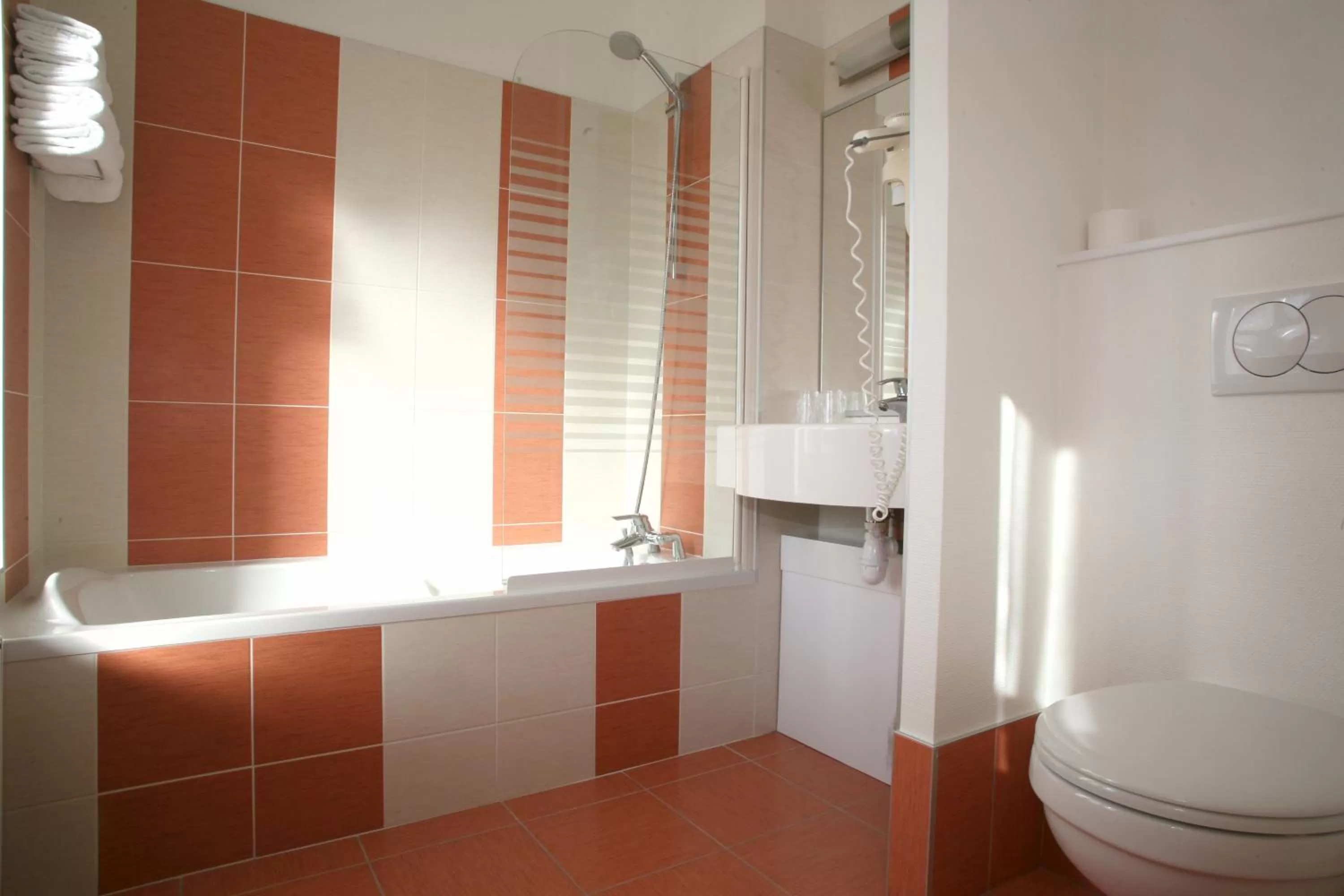 Bathroom in Hotel du Louvre