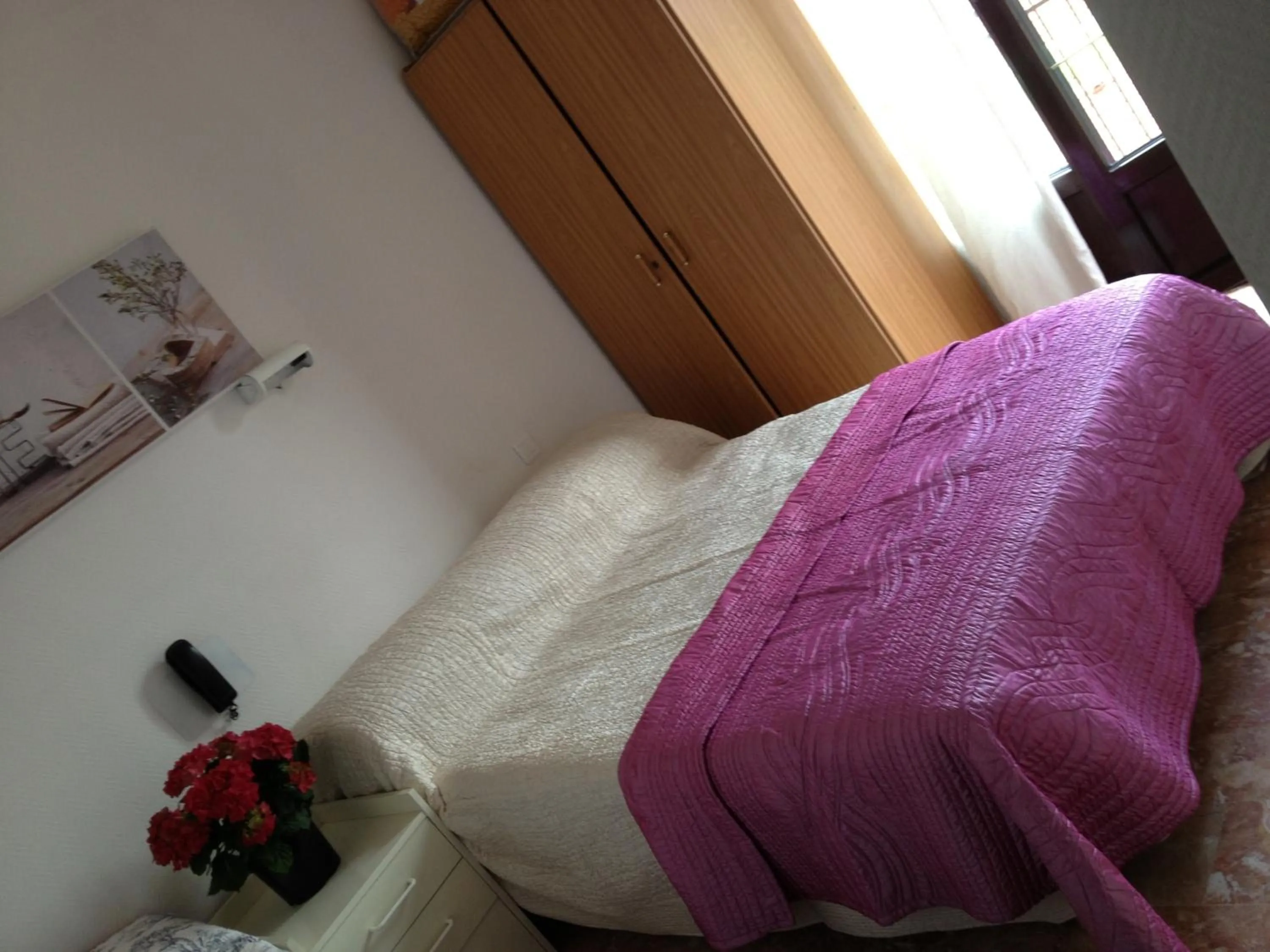 Bed in Hotel Paris Star