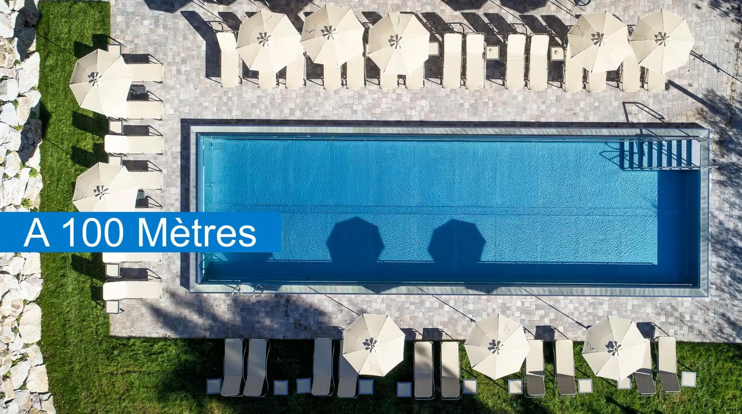 Swimming pool in Résidence des Châteaux