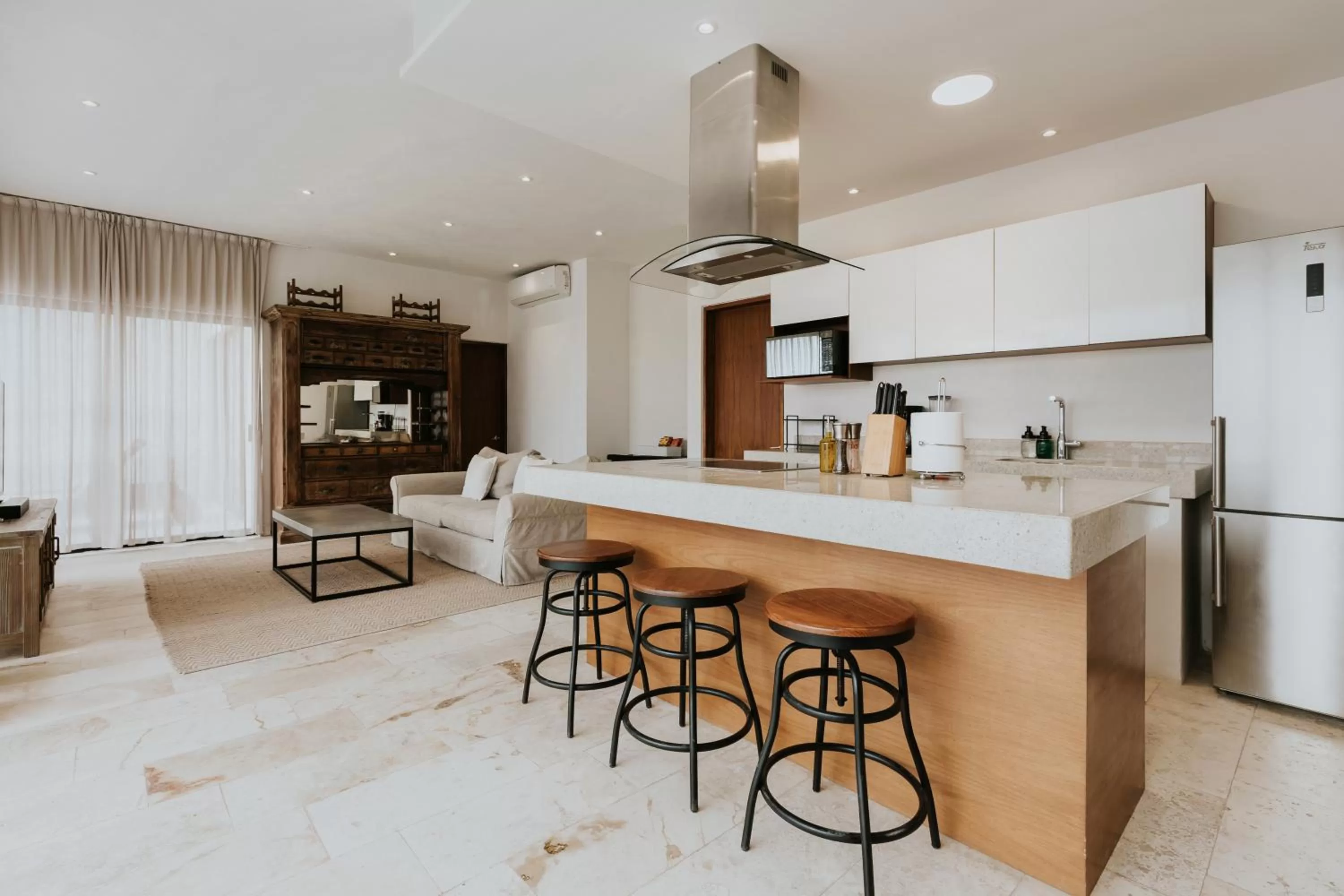 Lounge or bar in The Strabon Tulum