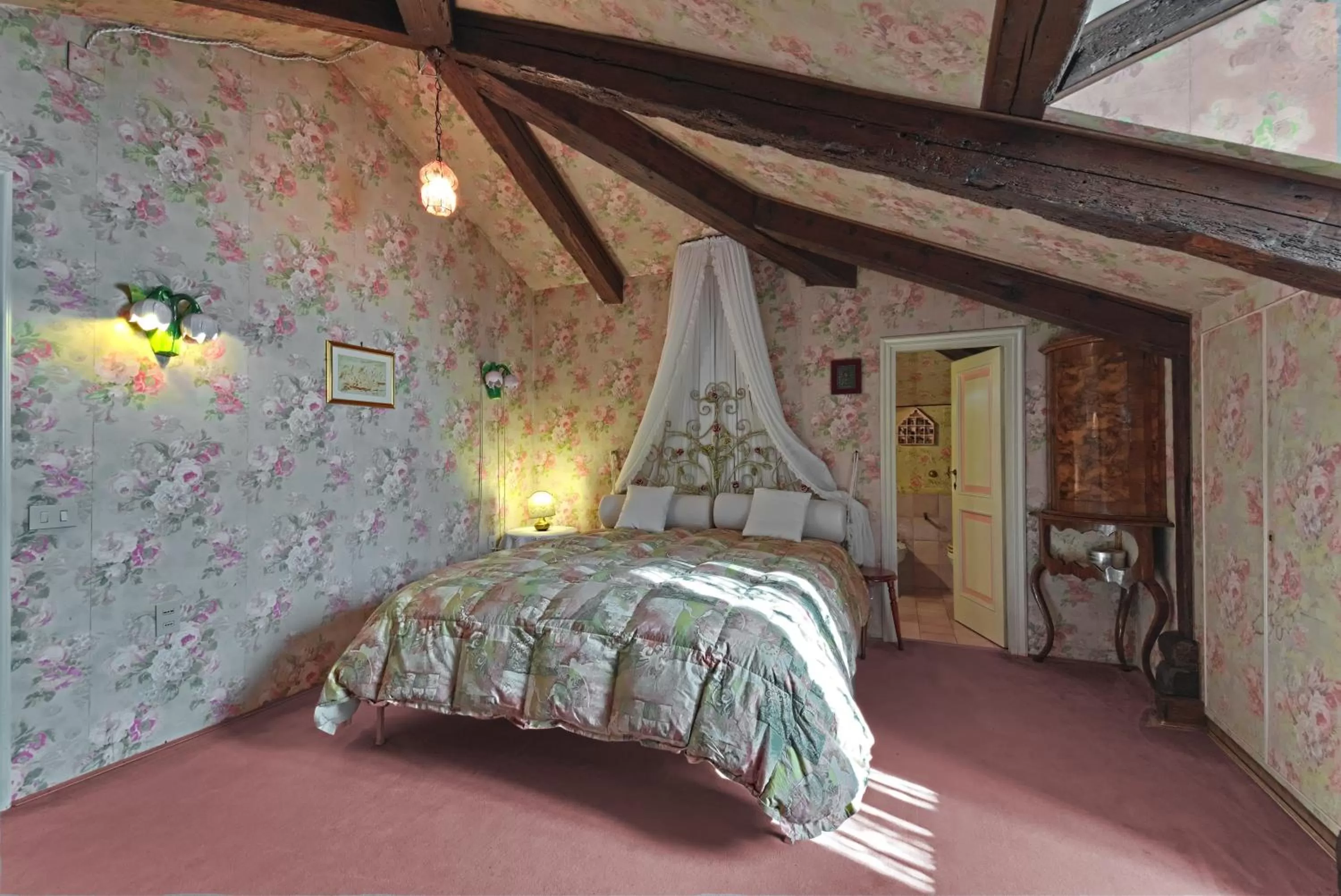 Bedroom, Bed in Ca' Maddalena