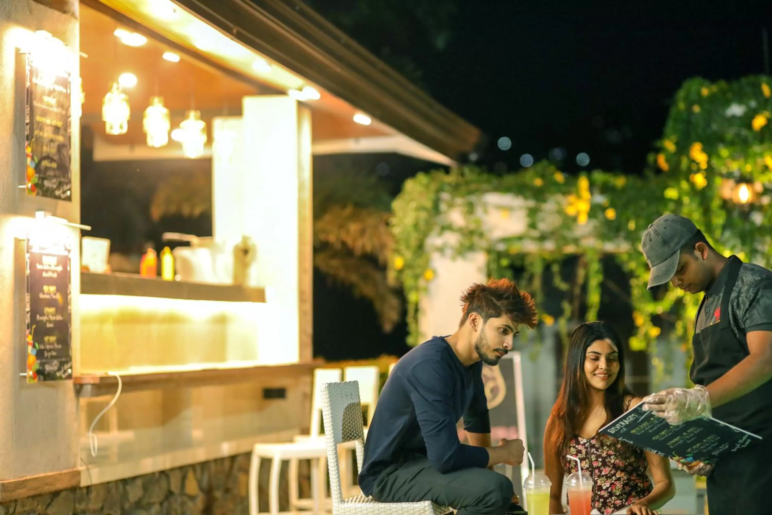 Restaurant/places to eat in Royal Classic Resort