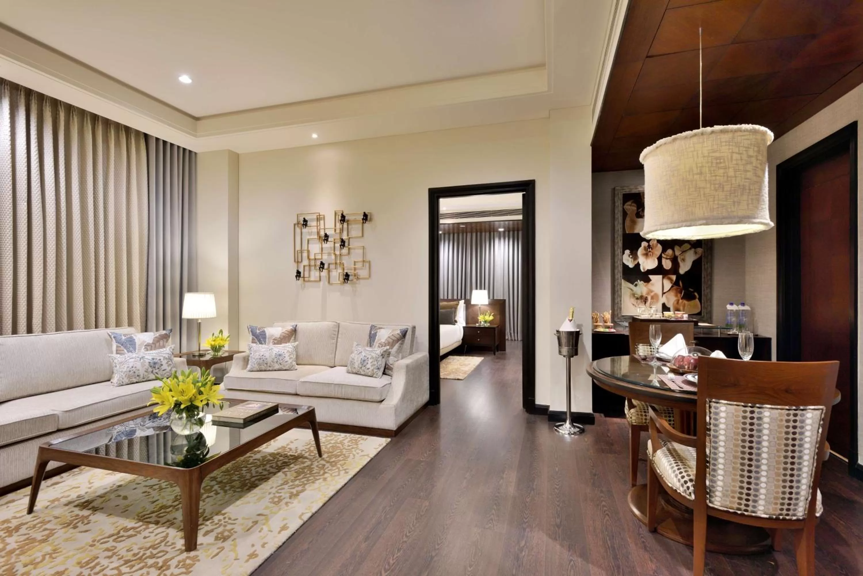 Photo of the whole room in Radisson Noida