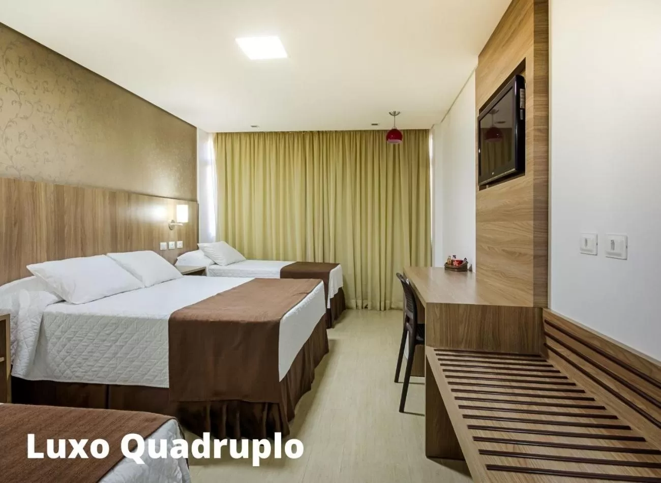 Photo of the whole room, Bed in Foz Presidente Comfort Hotel