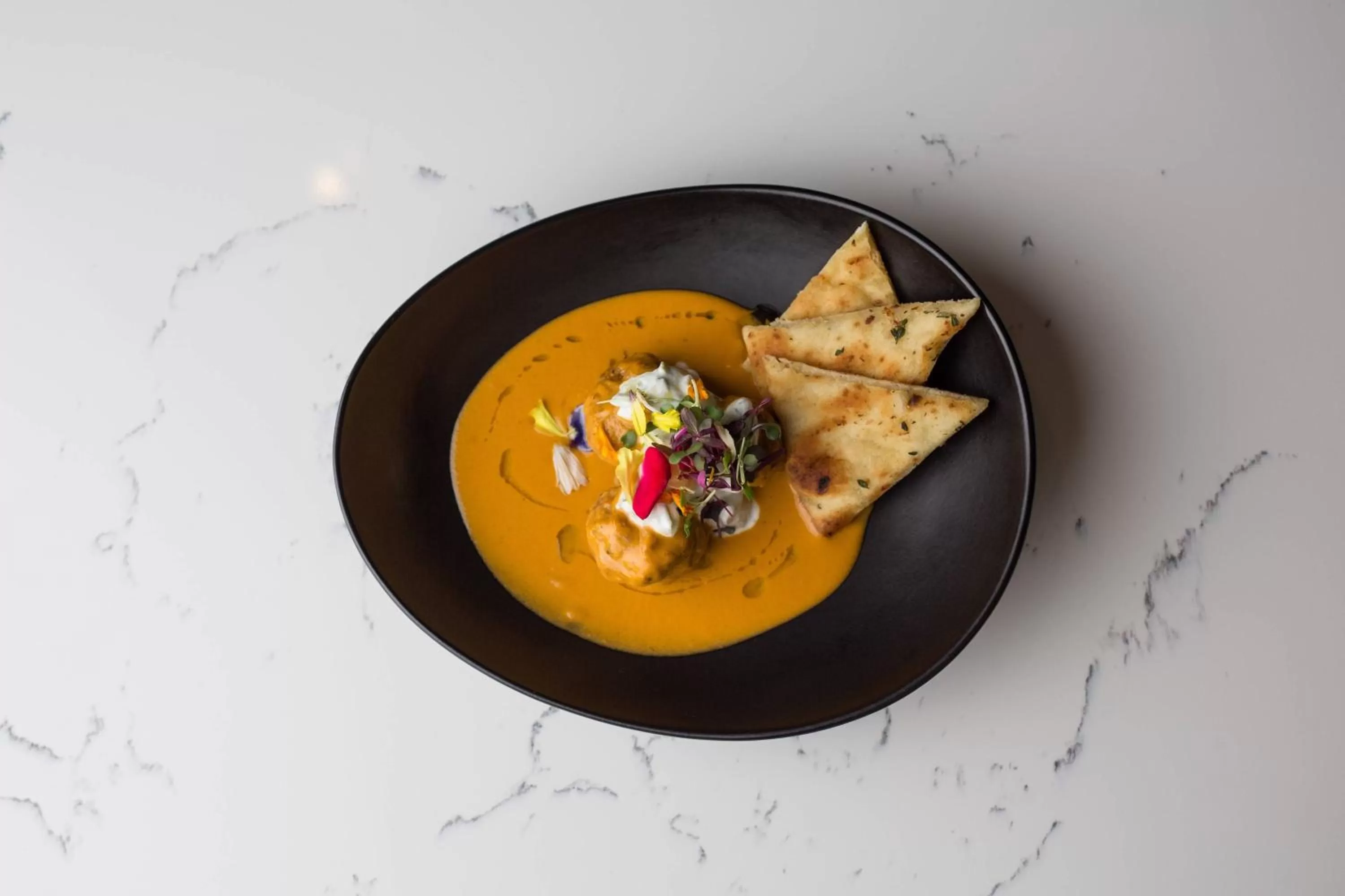 Restaurant/places to eat in Oakland Marriott City Center